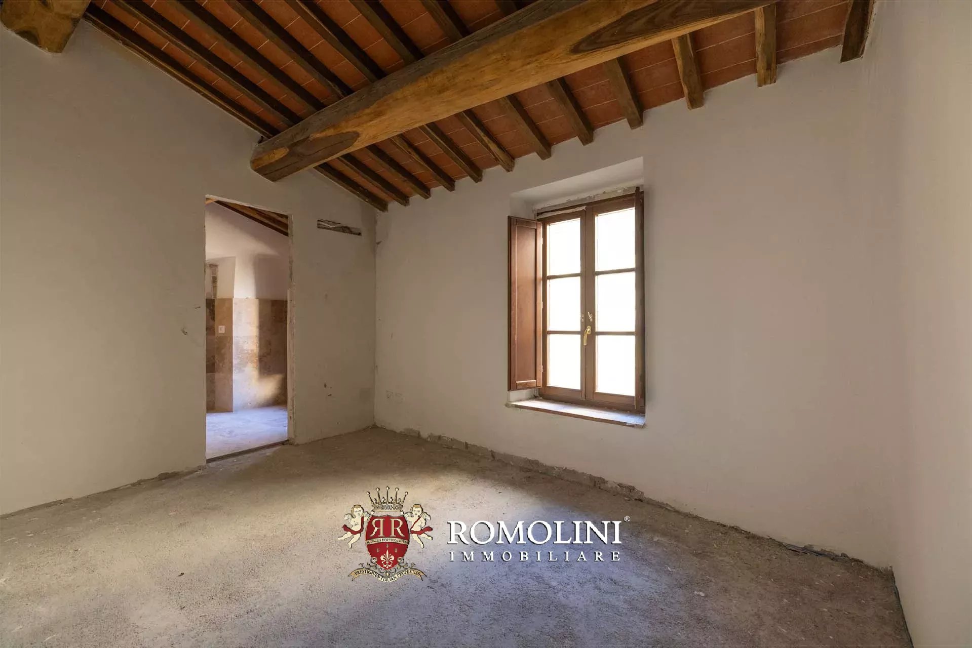 6 Bedroom Villa/Townhouse's Image 30