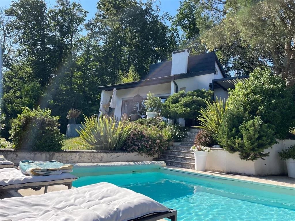 Le Creusot -  Centre-ville - Maison 6p - Jardin - Terrasses - Pi