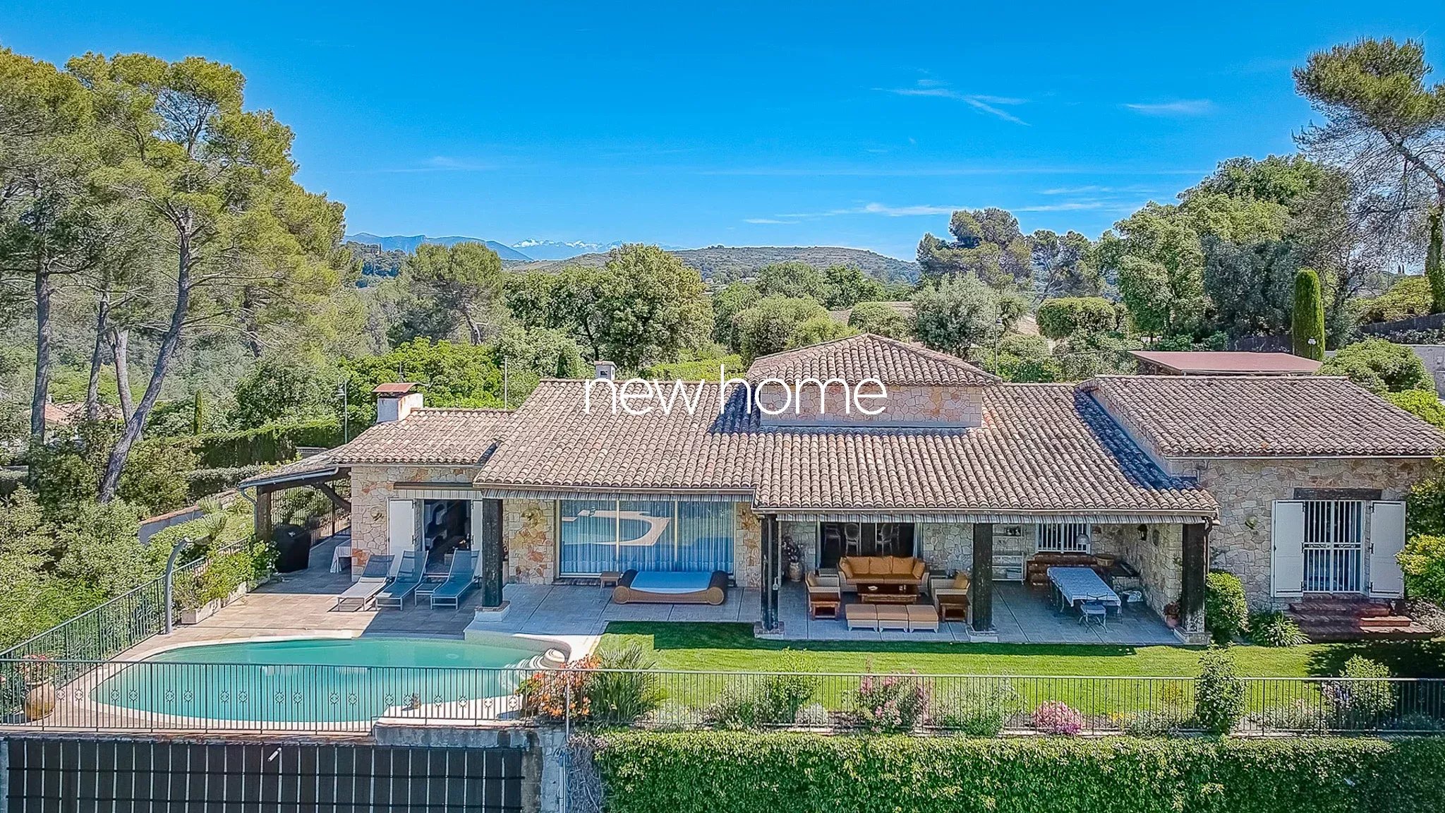 Villa dans un domaine prestigieux avec vue panoramique