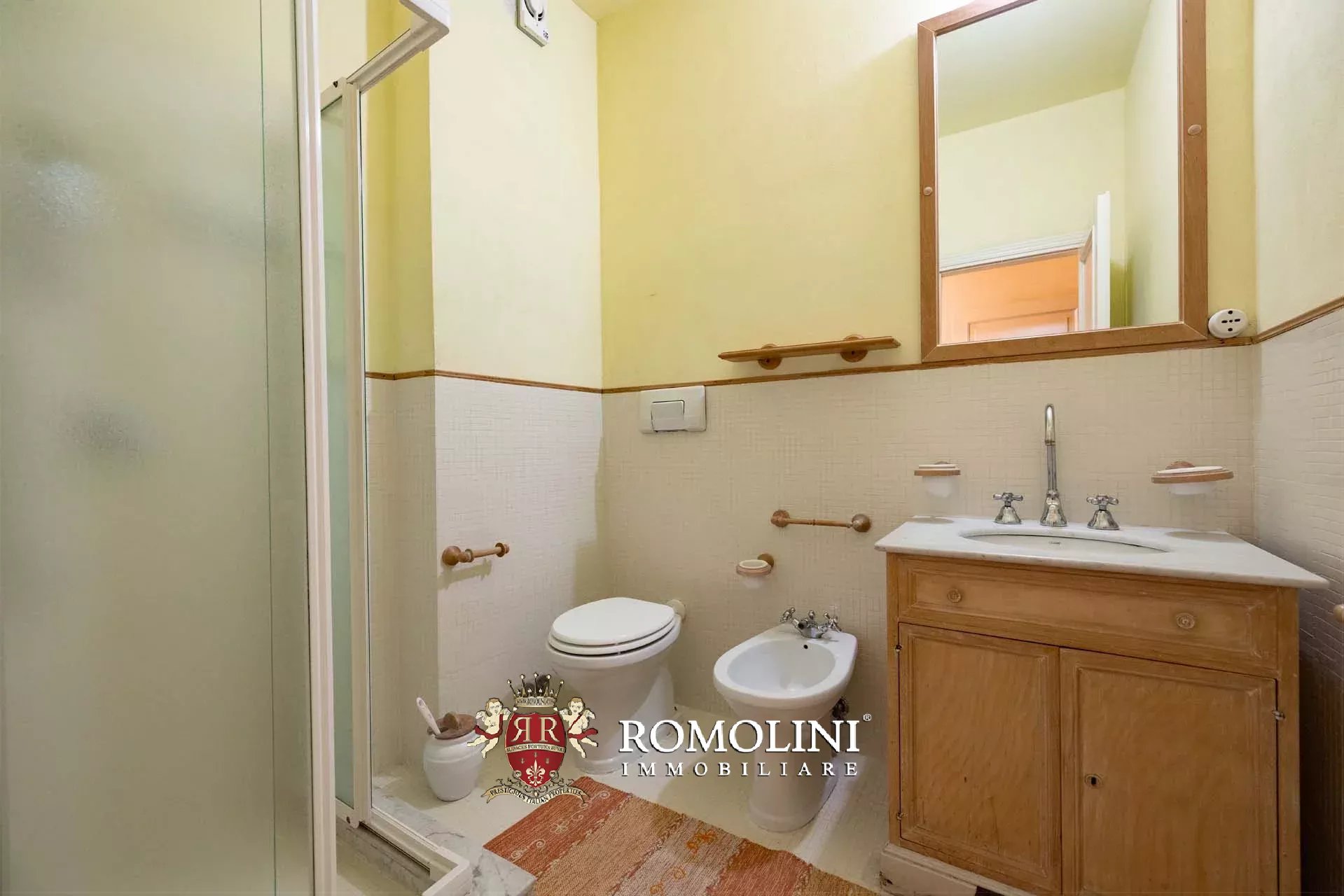 15 Bedroom Villa/Townhouse's Image 64