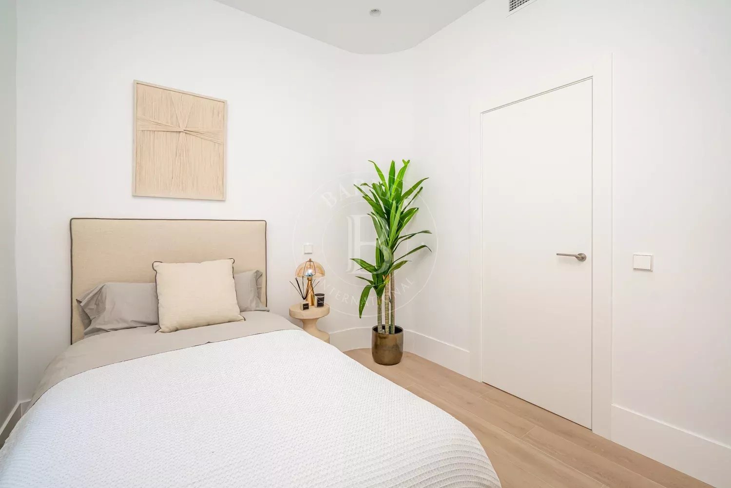 Daire Madrid - picture 12