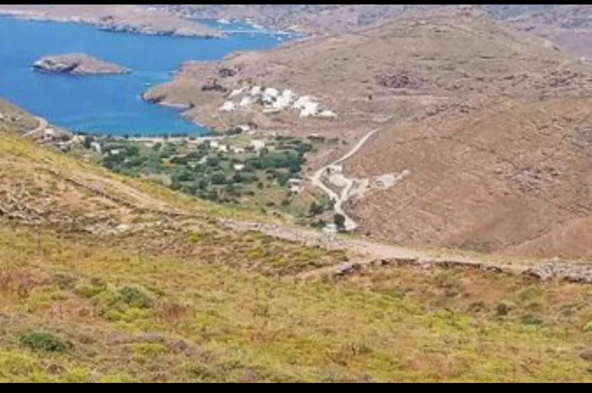 FOR SALE – PANORAMIC SEA VIEW PLOT NEAR EPISKOPI BEACH – KYTHNOS ISLAND