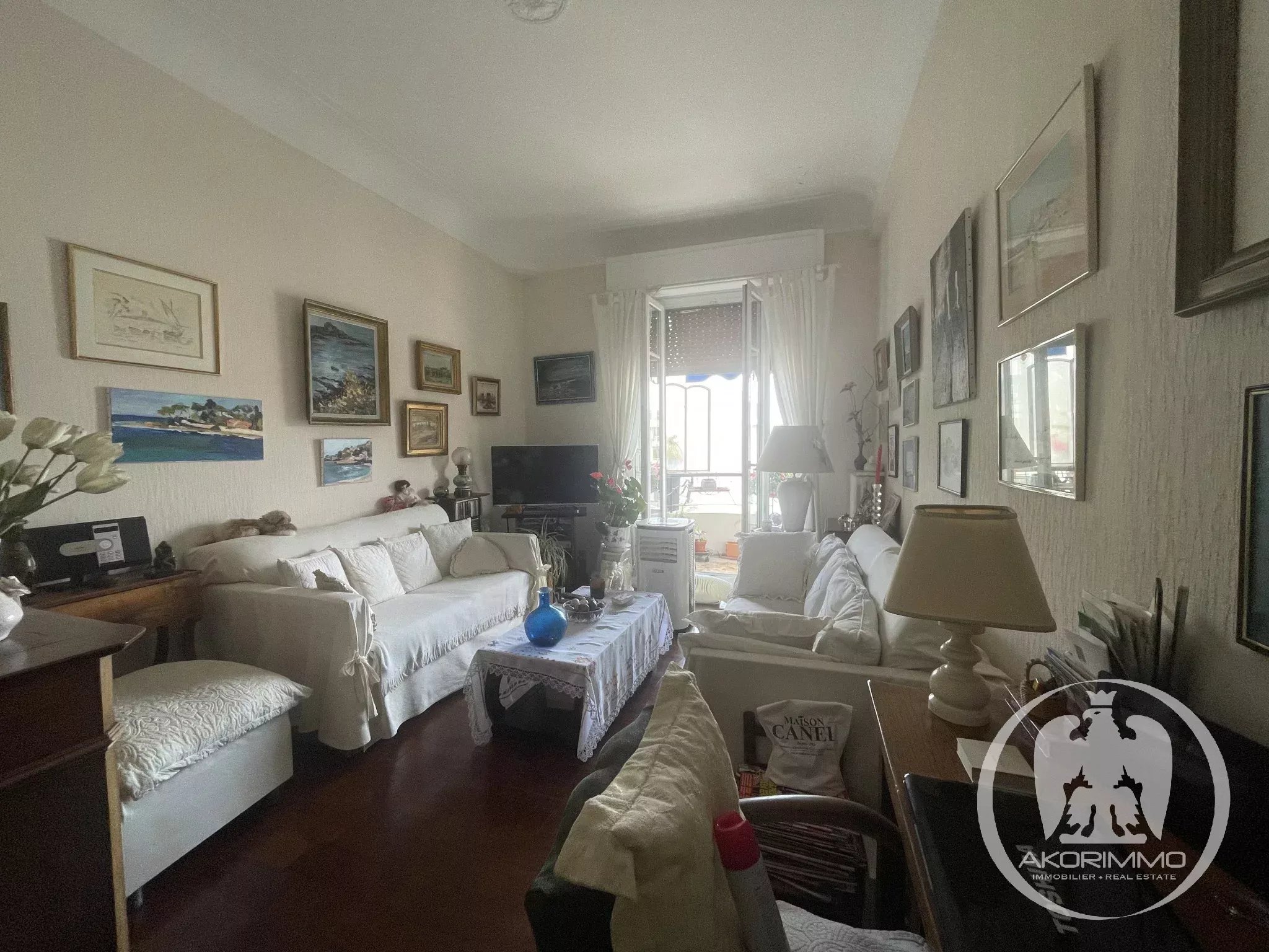 Apartment  - 2 rooms  - 54.0 m² -  €230,000 - For sale