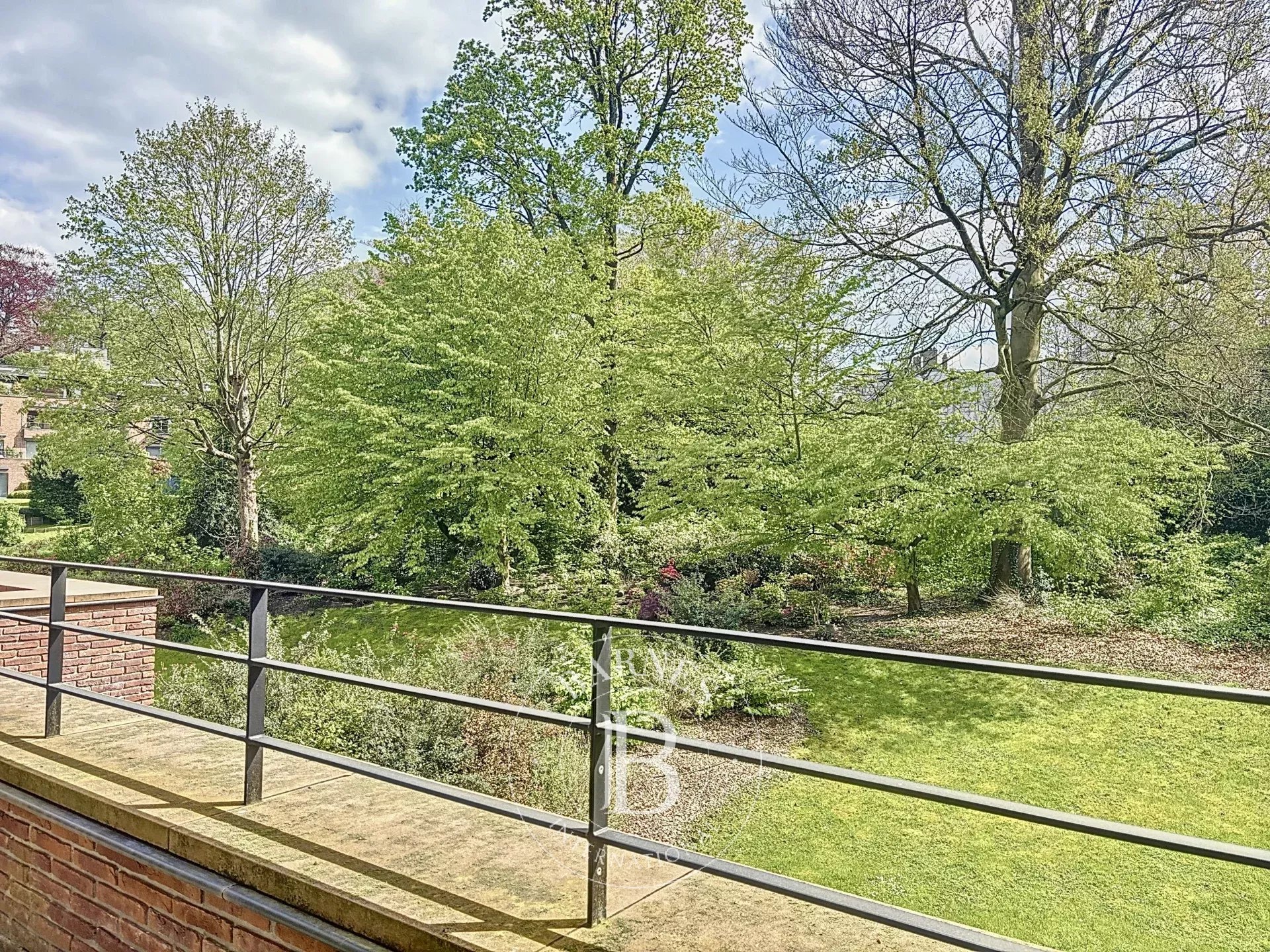 Observatoire Duplex 250m2 3CH 3SDB 2 Parkings