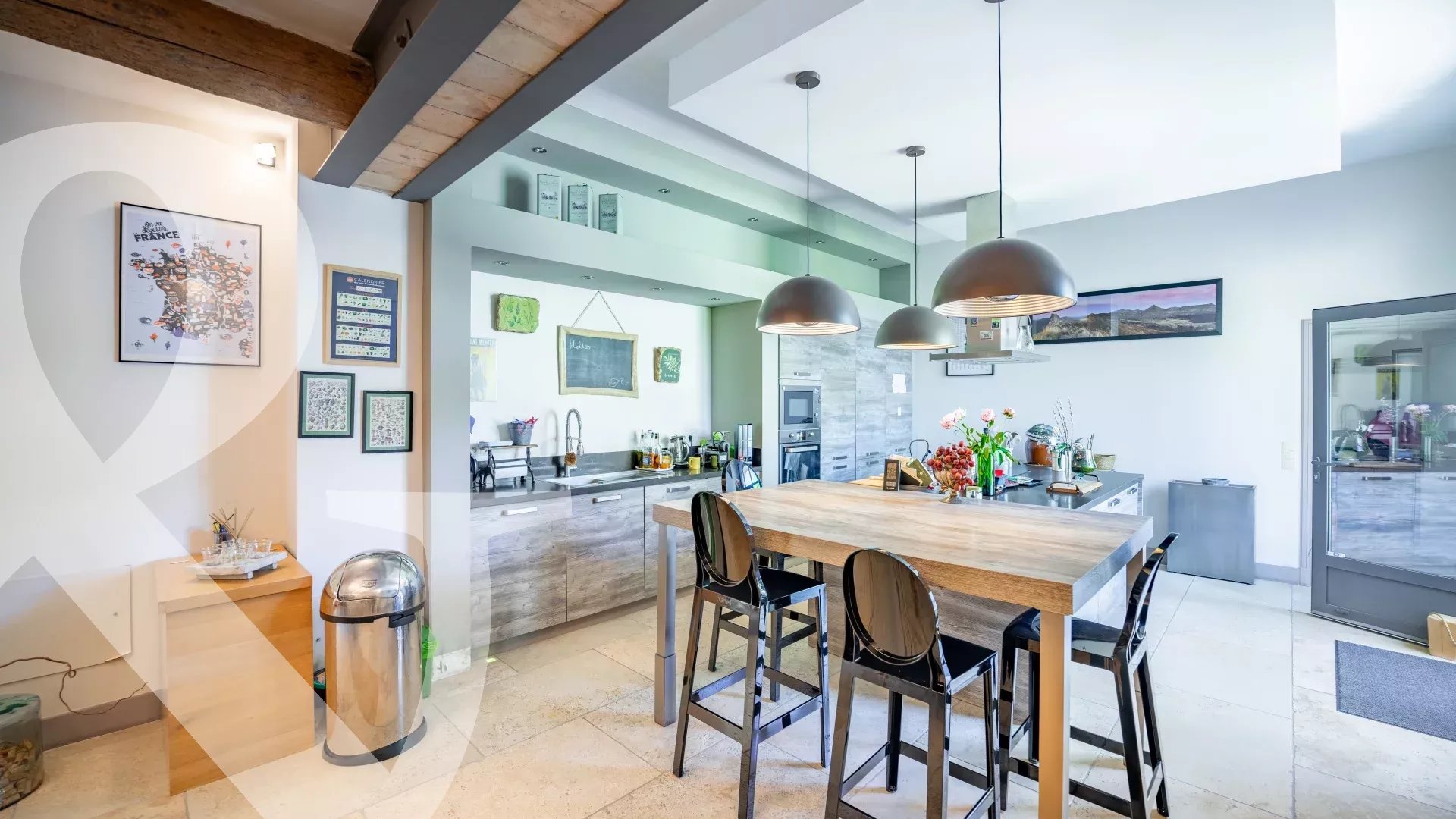 AUTHENTIQUE MAS DE VILLAGE