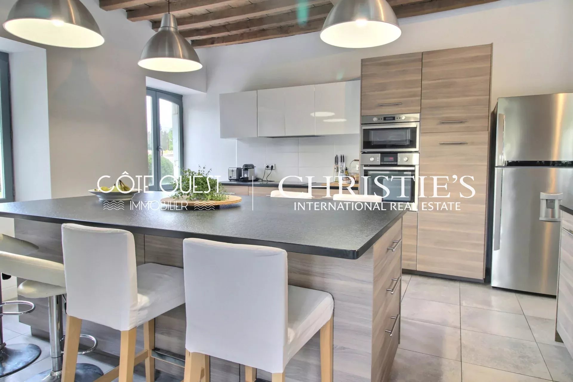 4 Bedroom Villa/Townhouse's Image 7