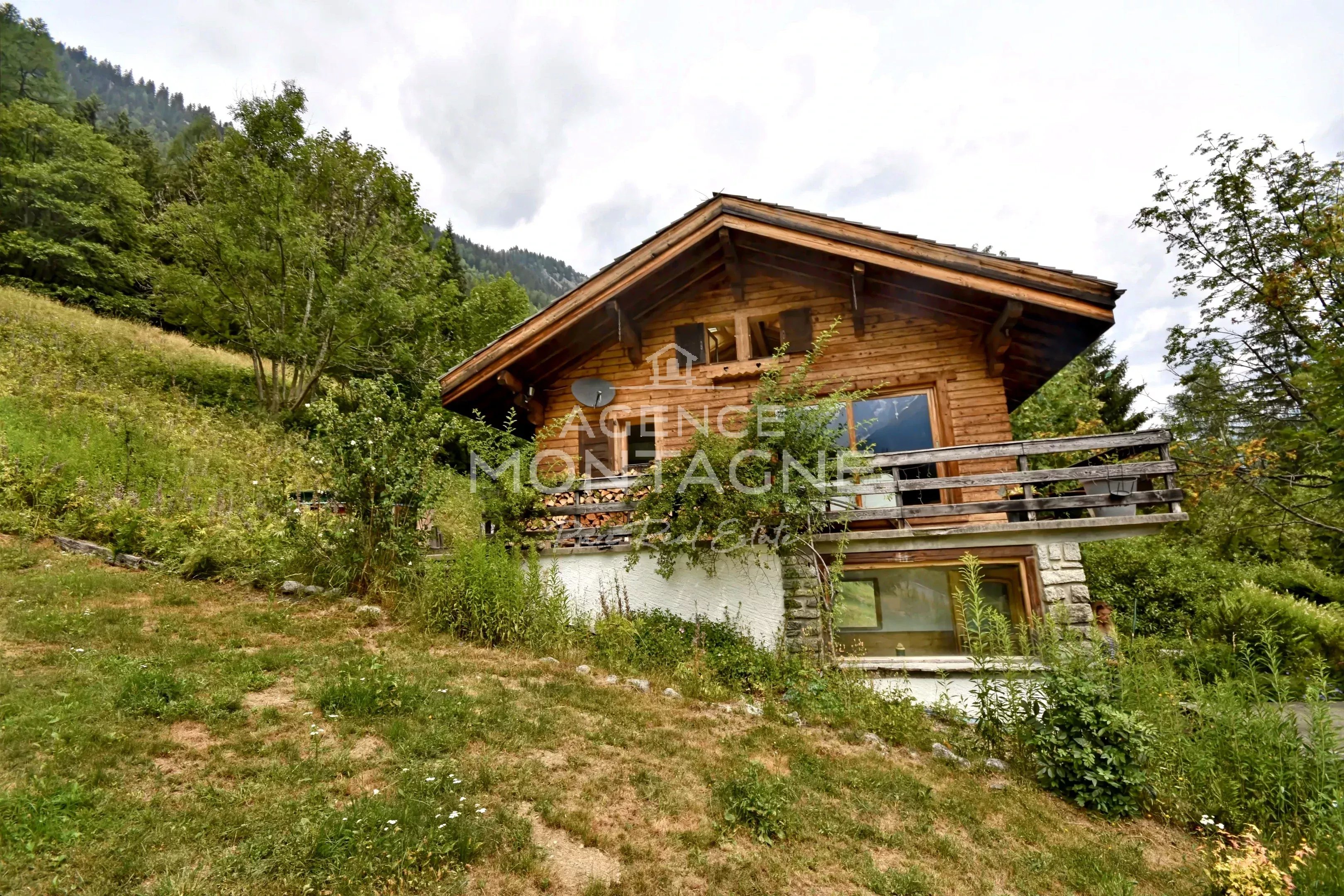 Agence immobilière de 