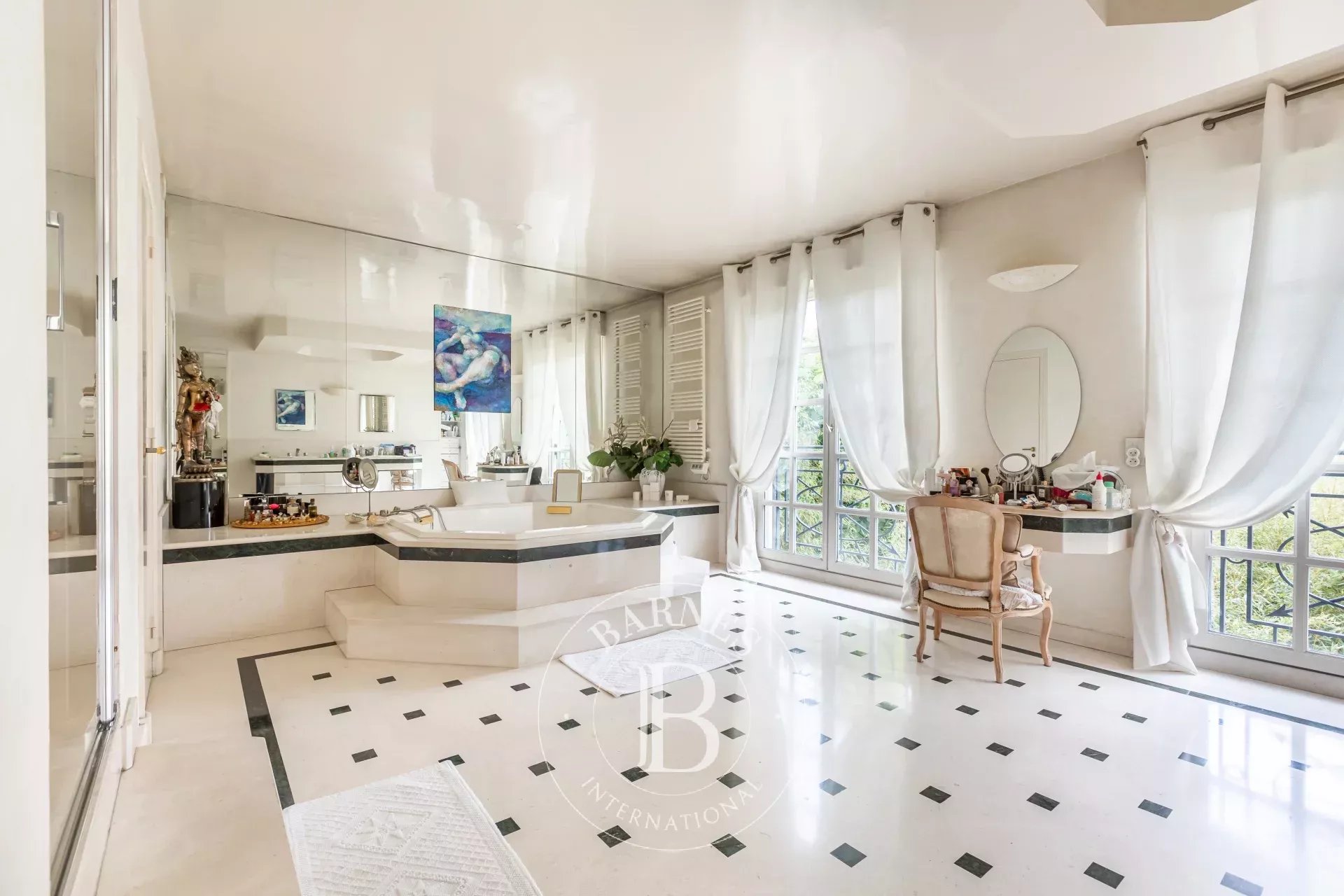 Konak Neuilly-sur-Seine - picture 13