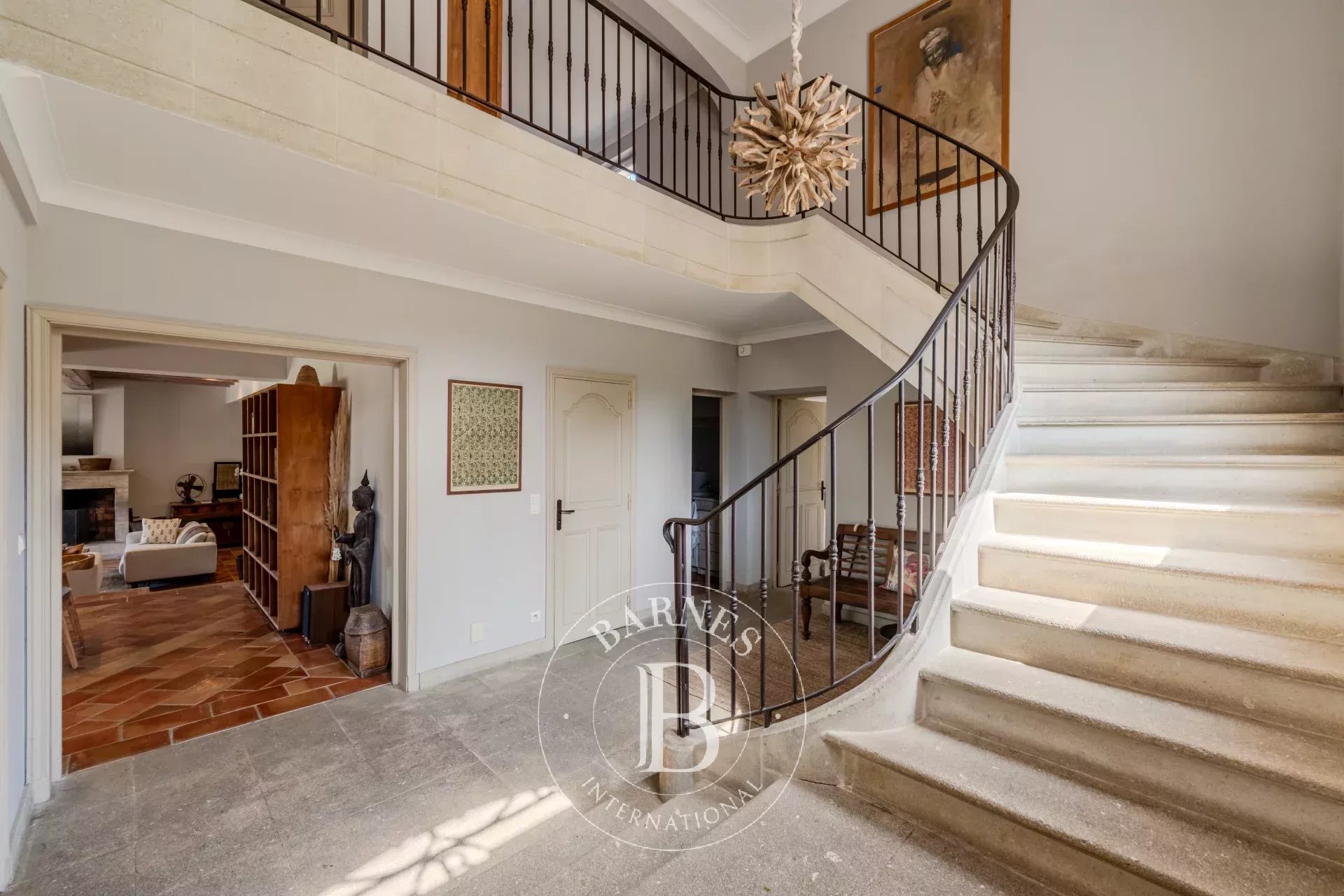 AIX-EN-PROVENCE – BASTIDE 3,767 SQ FT – 75,347 SQ FT GROUNDS – SALT POOL – INDEPENDENT APARTMENT - picture 10