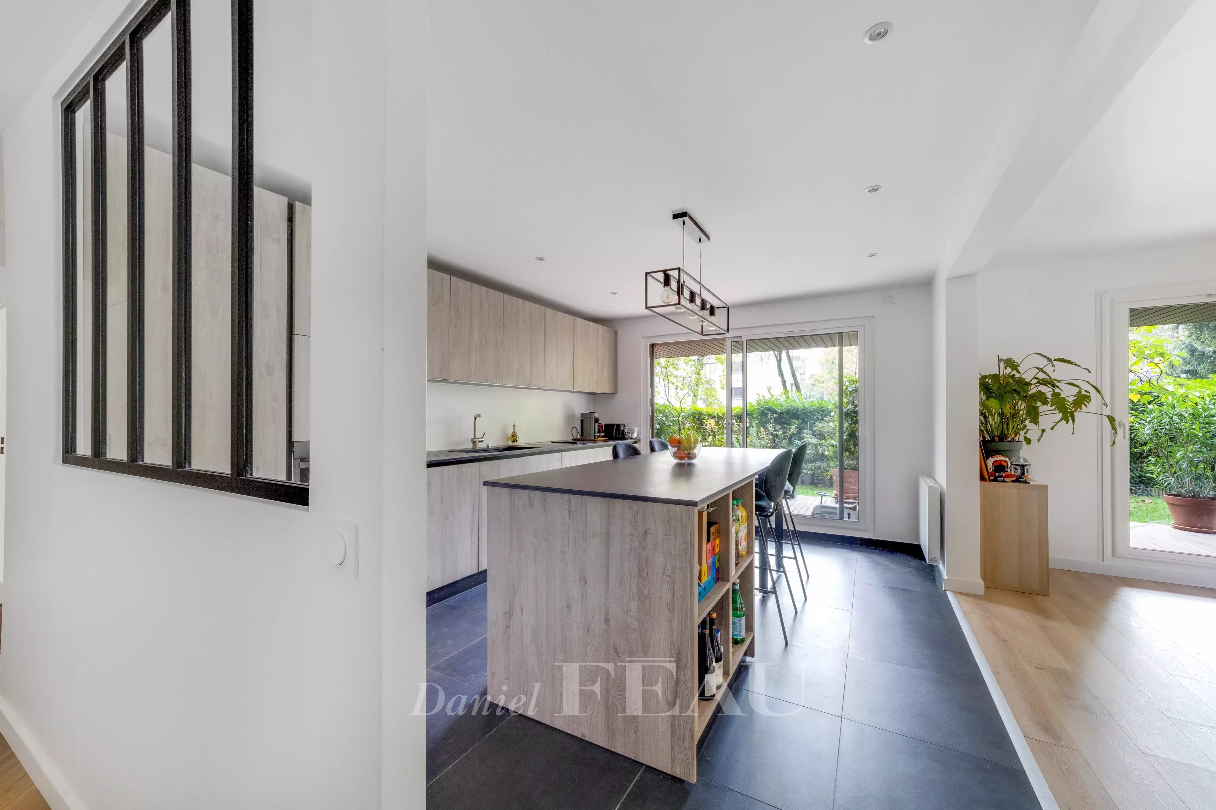 Sale Apartment Saint-Cloud