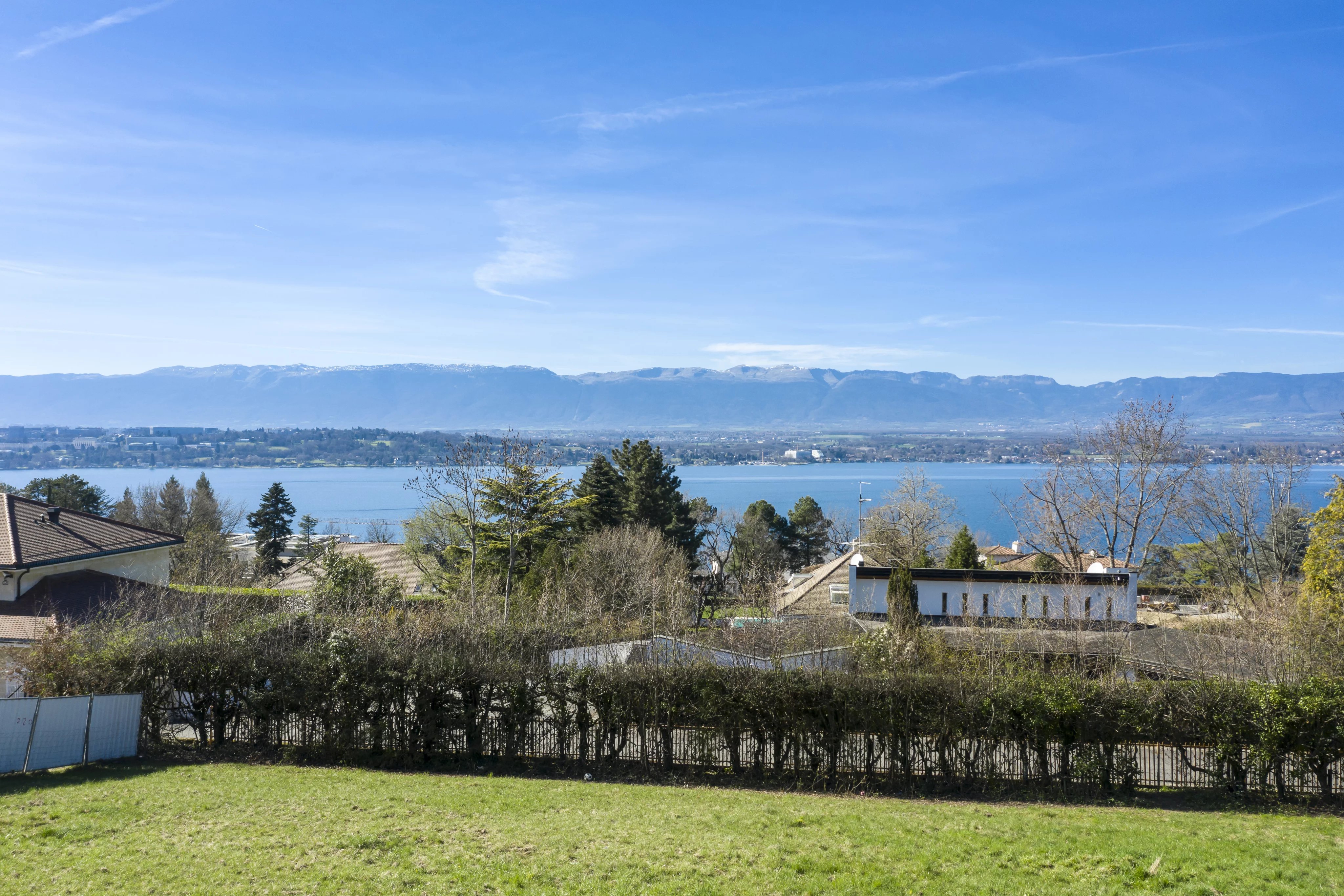 Luxury residence with panoramic view in Cologny