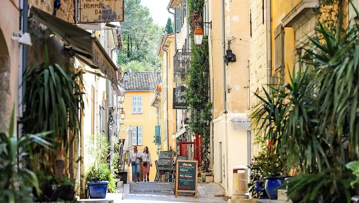 Droit au bail – Local commercial à Valbonne Village