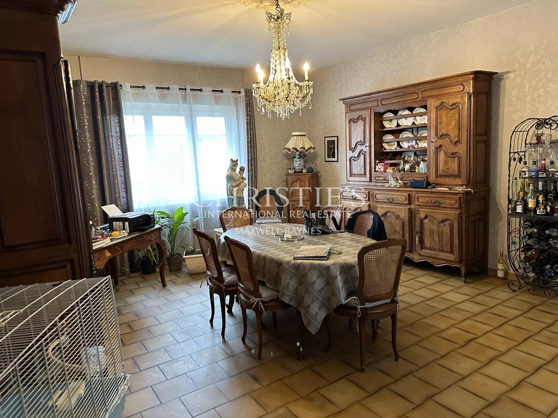 4 Bedroom Vineyard's Image 4