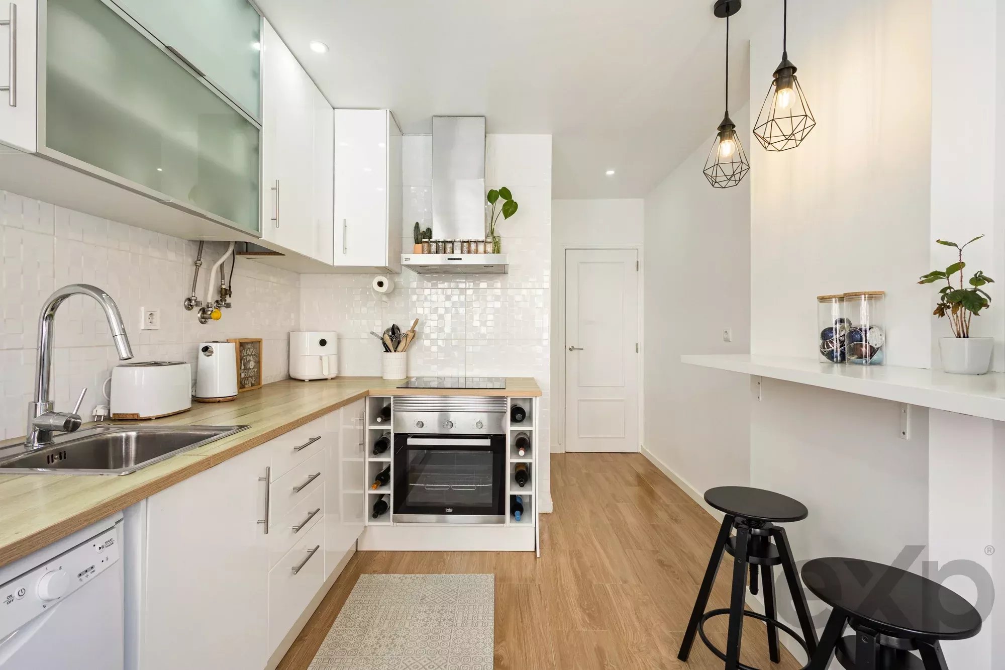 Excelente T2 Remodelado 87088531 image 9