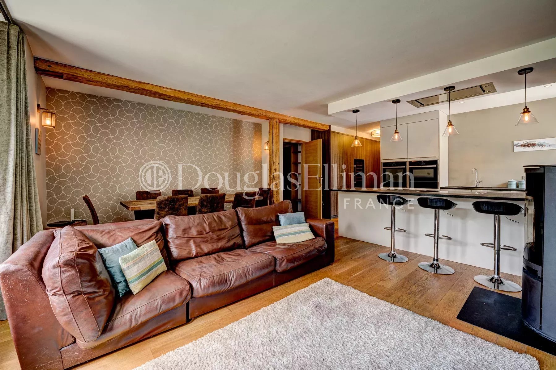 CHAMONIX – A stylish 3-bedroom apartment - Picture n°3