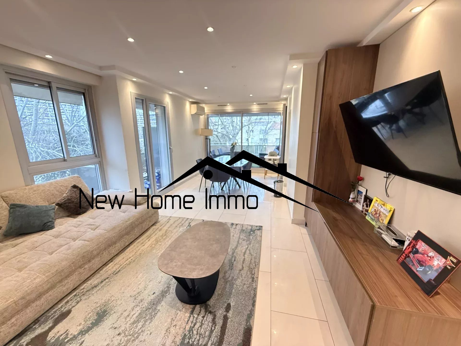 Agence immobilière de 