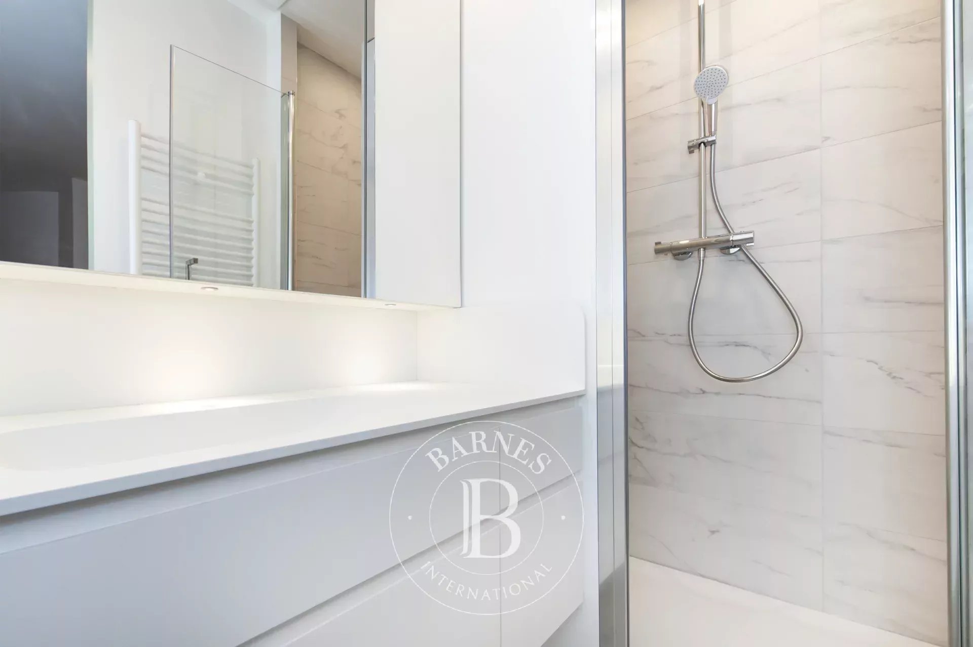 Daire Paris 7ème - picture 15