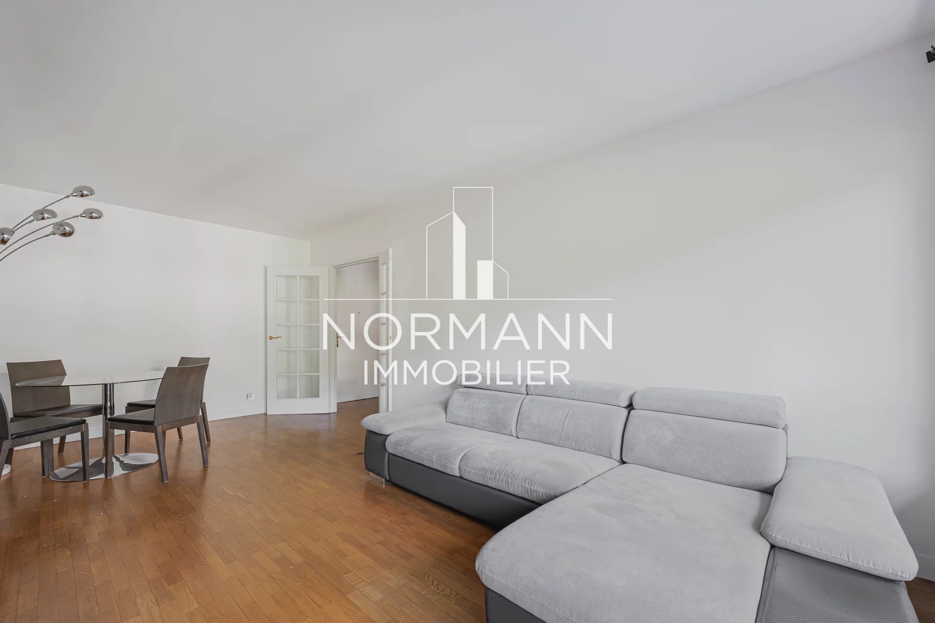 Sale Apartment Levallois-Perret