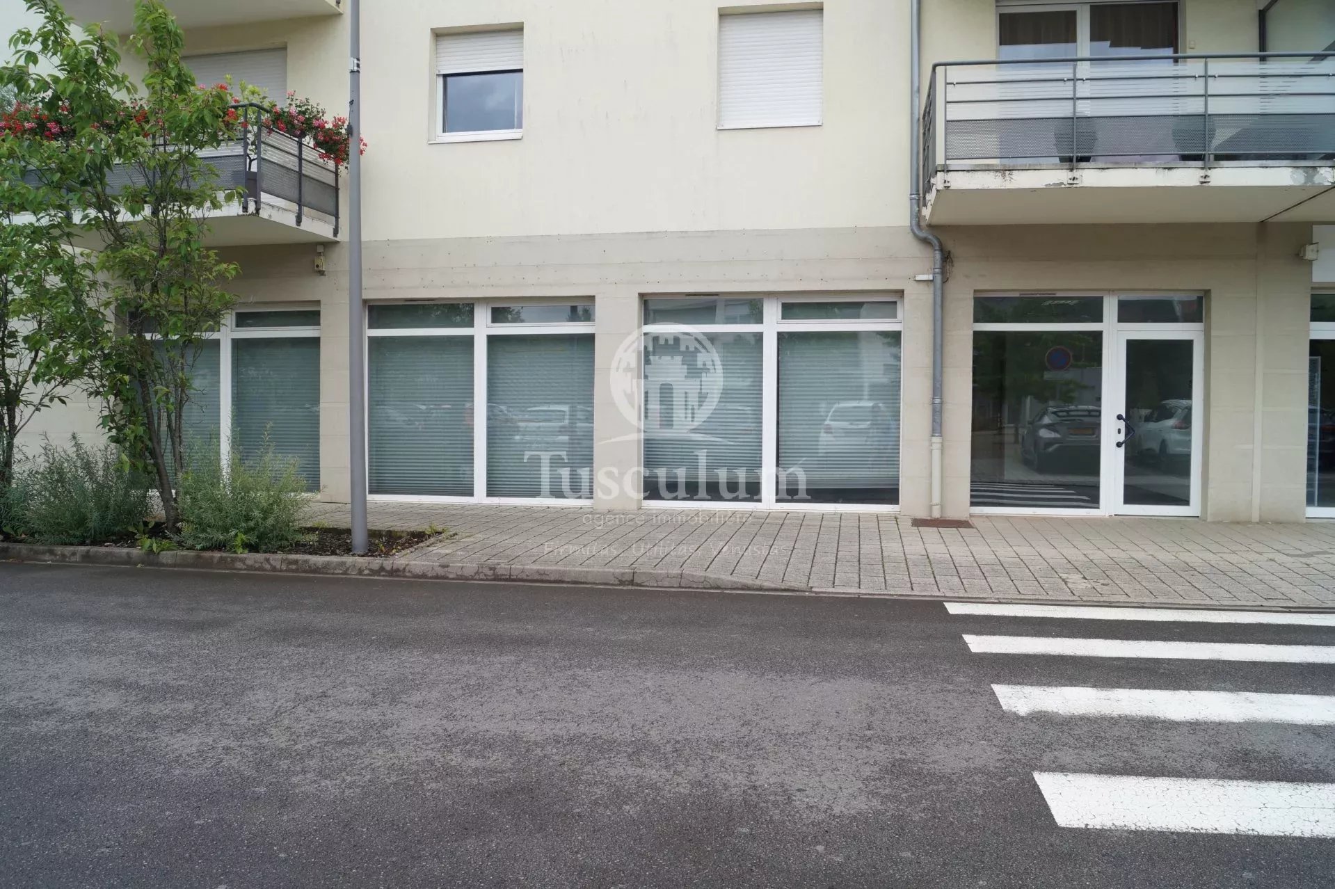 A louer : Local commercial 153m² Audun le Tiche
