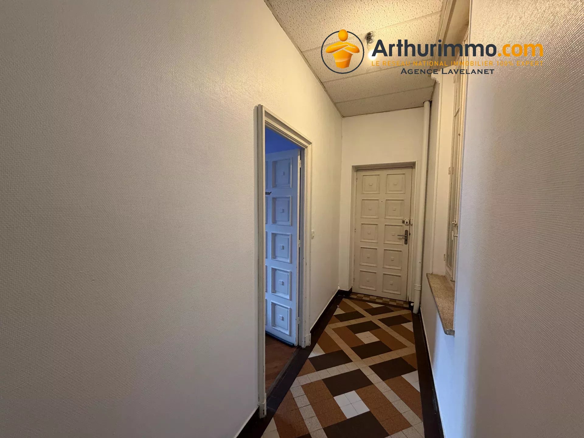 Agence immobilière de 