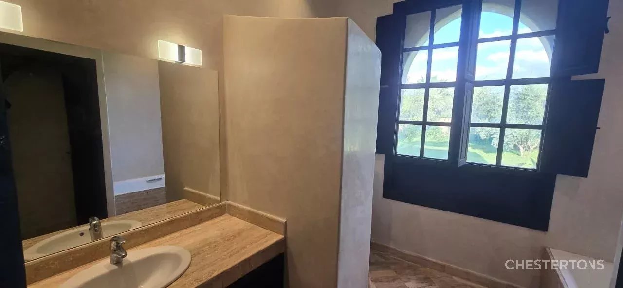 Image of Villa - 4 Bedrooms for Sale in Marrakech-Ménara-Marrakech-Morocco, Image 11
