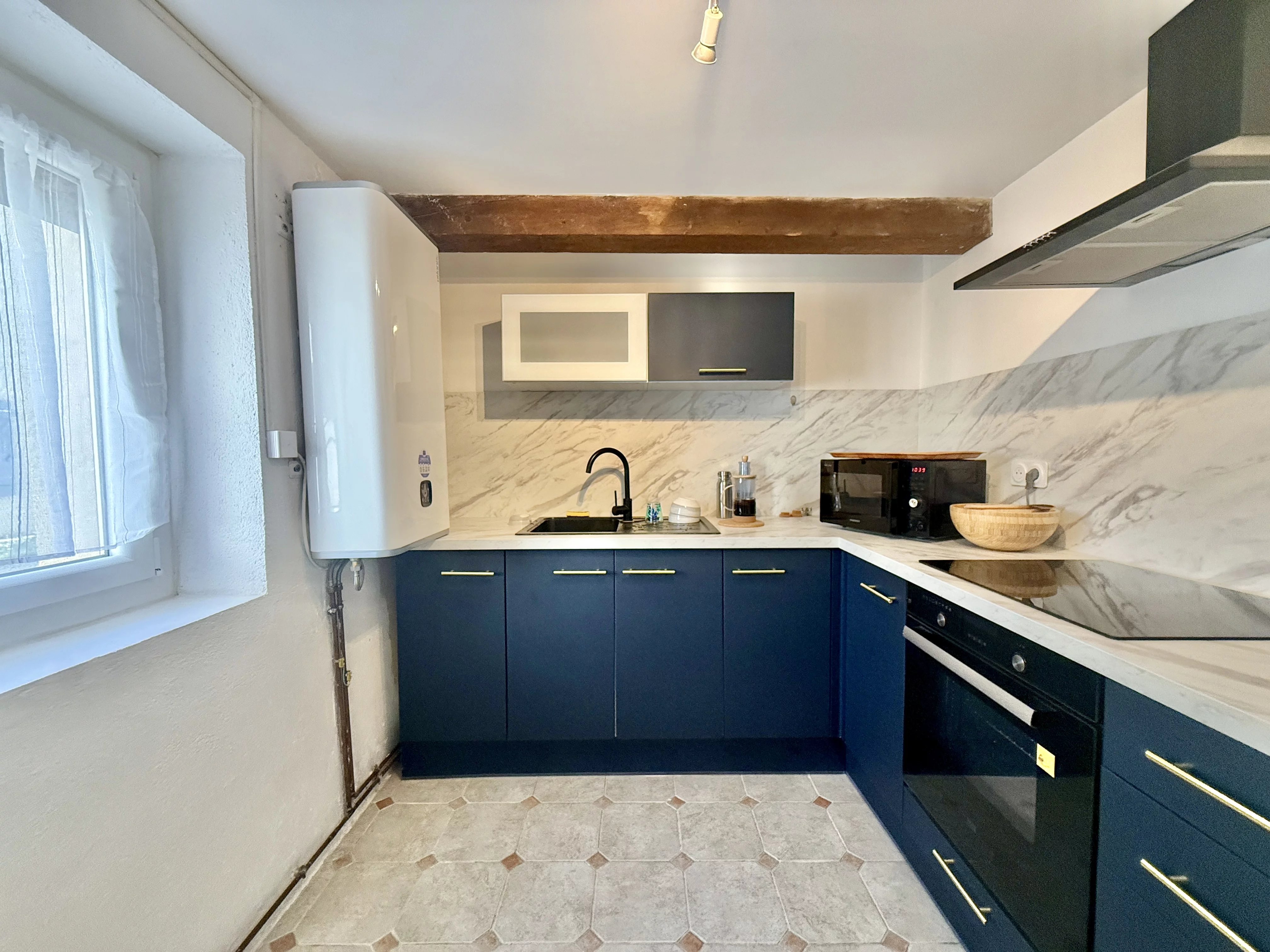 House in Lacombe - Image 3