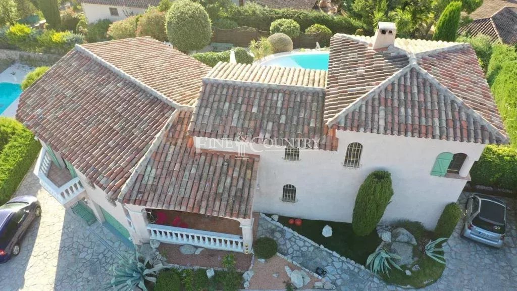 Photo of Charming Provençale Villa for Sale in les Adrets-de-l'Esterel,  with sea view