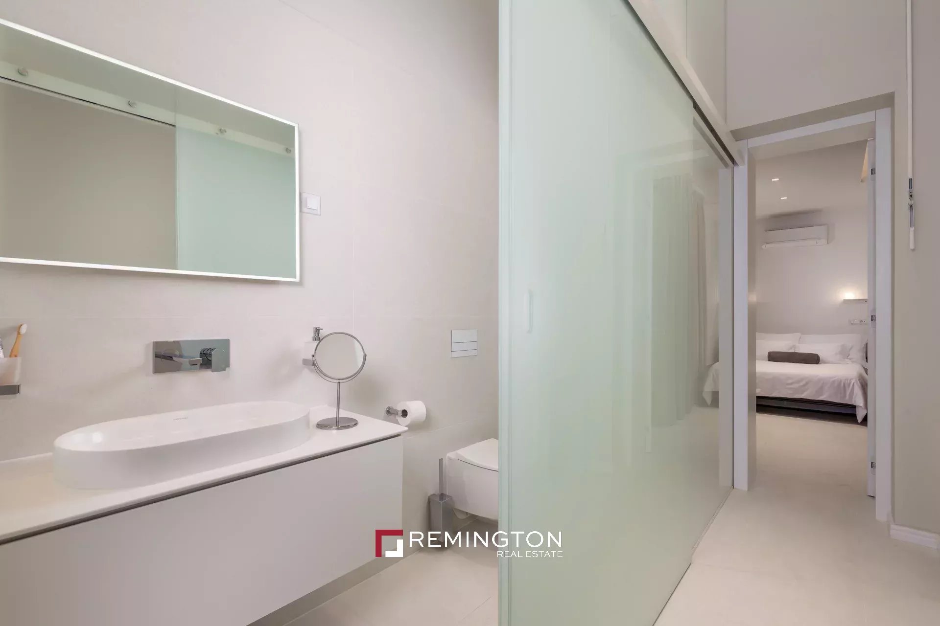 2 Bedroom Apartment/Flat's Image 8