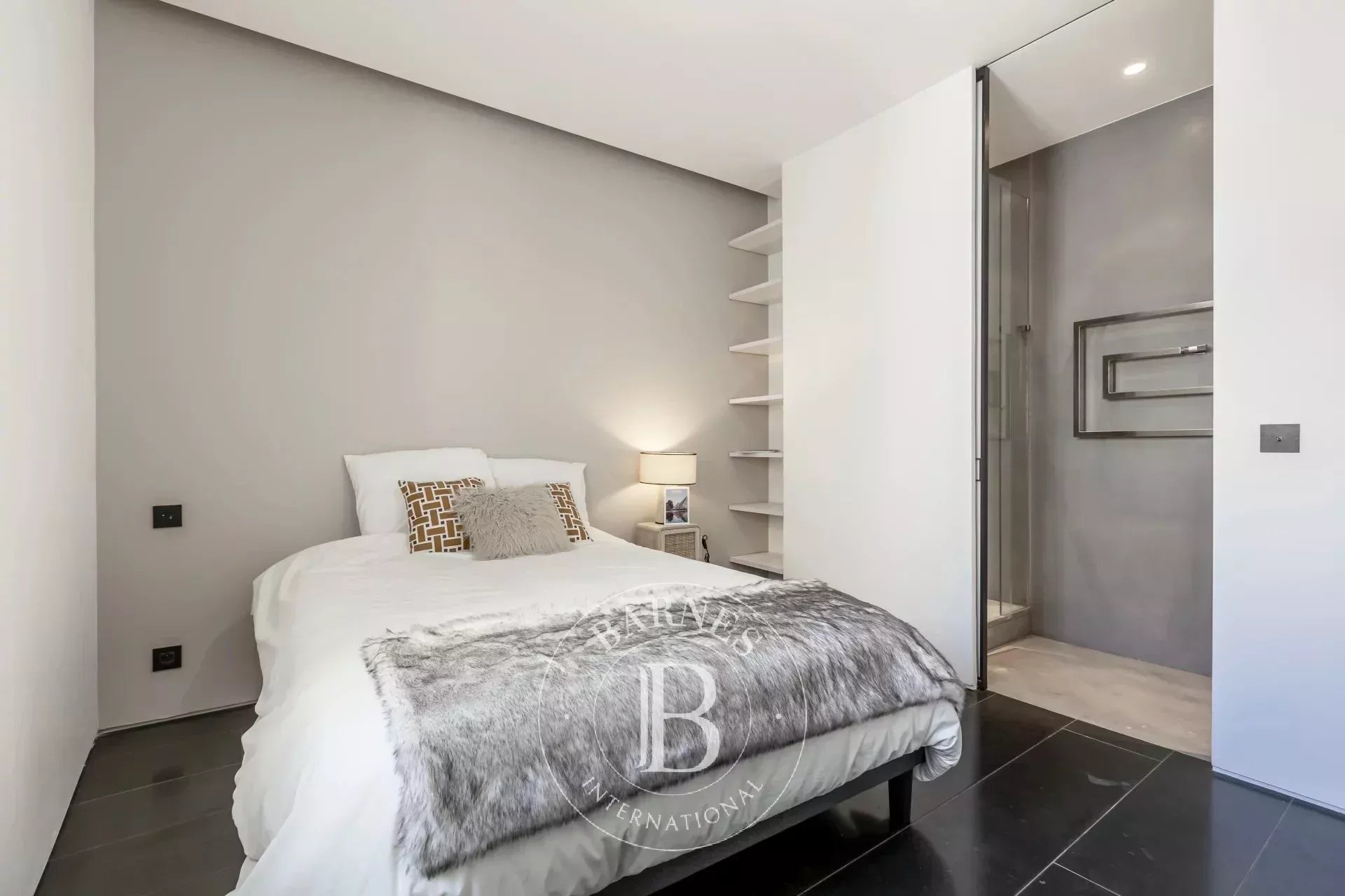 Paris  - Apartment 3 Bedrooms - picture 12
