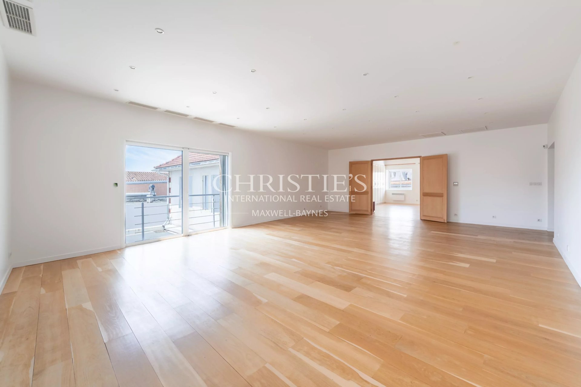 3 Bedroom Apartment/Flat's Image 6