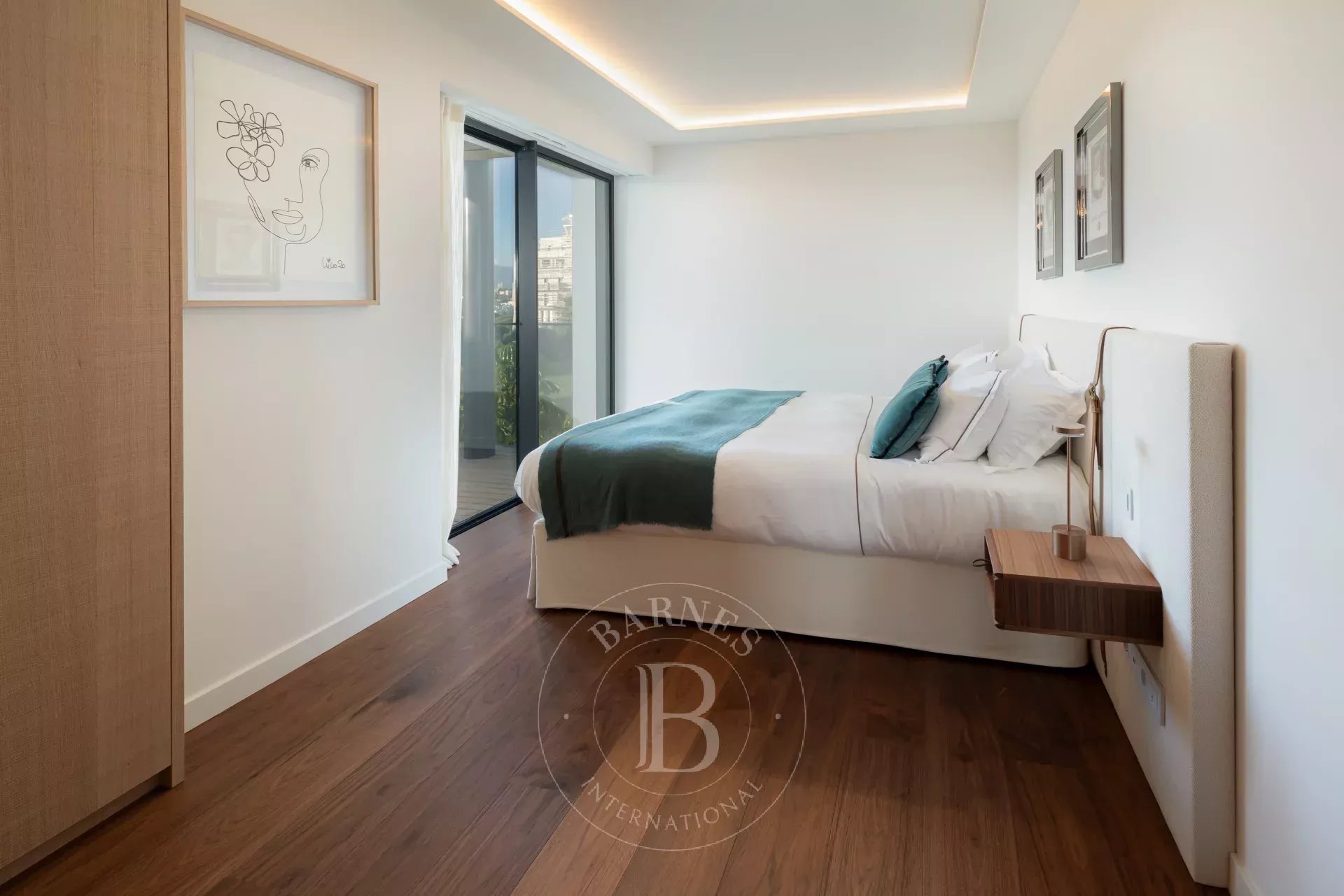 CAP D'ANTIBES - PENTHOUSE - PANORAMIC SEA VIEW -  SWIMMING POOL - picture 14