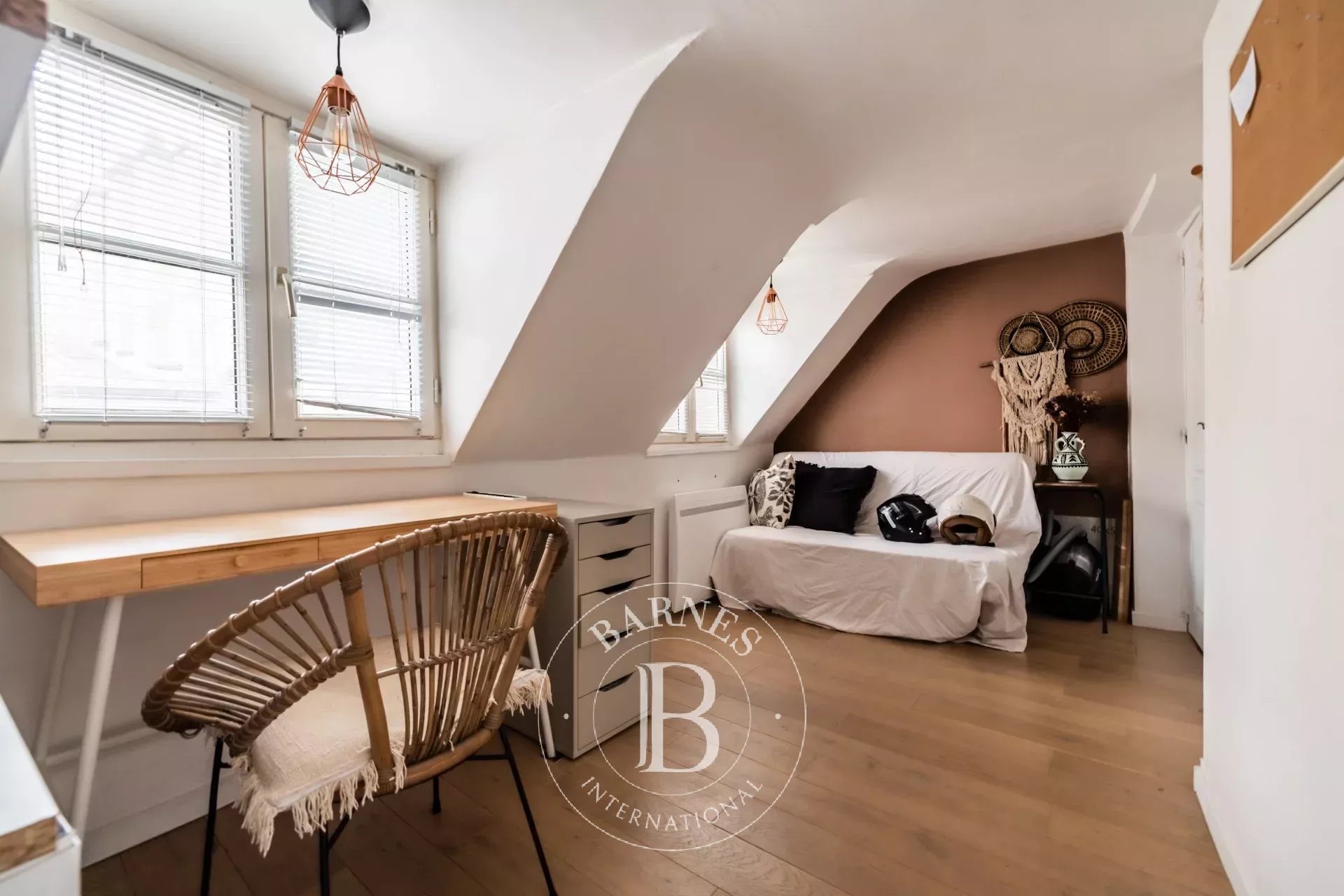 Daire Paris 3ème - picture 17