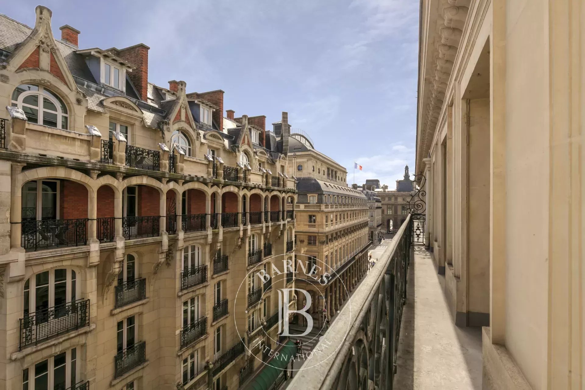 Daire Paris 1er - picture 13