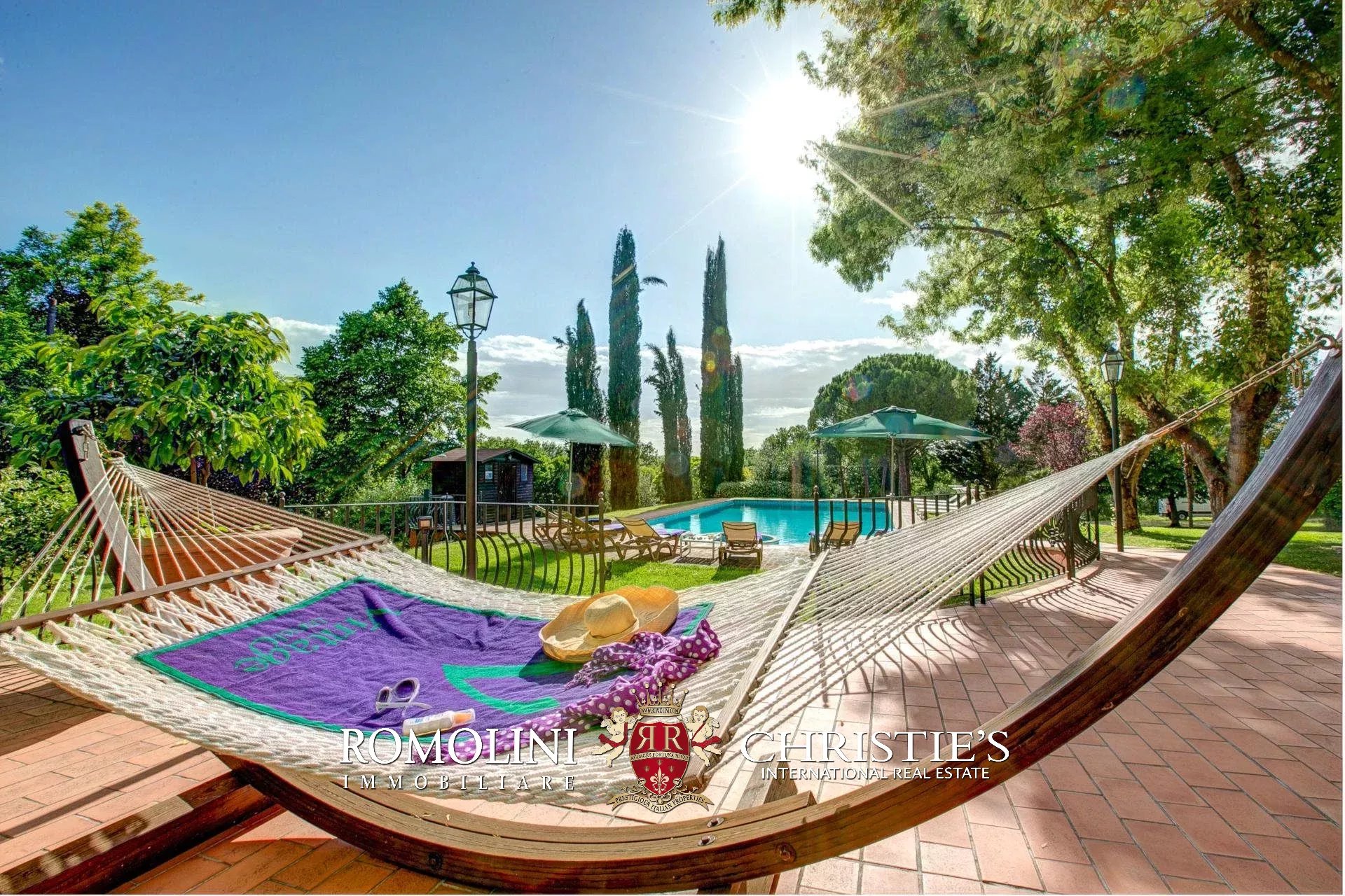 5 Bedroom Villa/Townhouse's Image 6