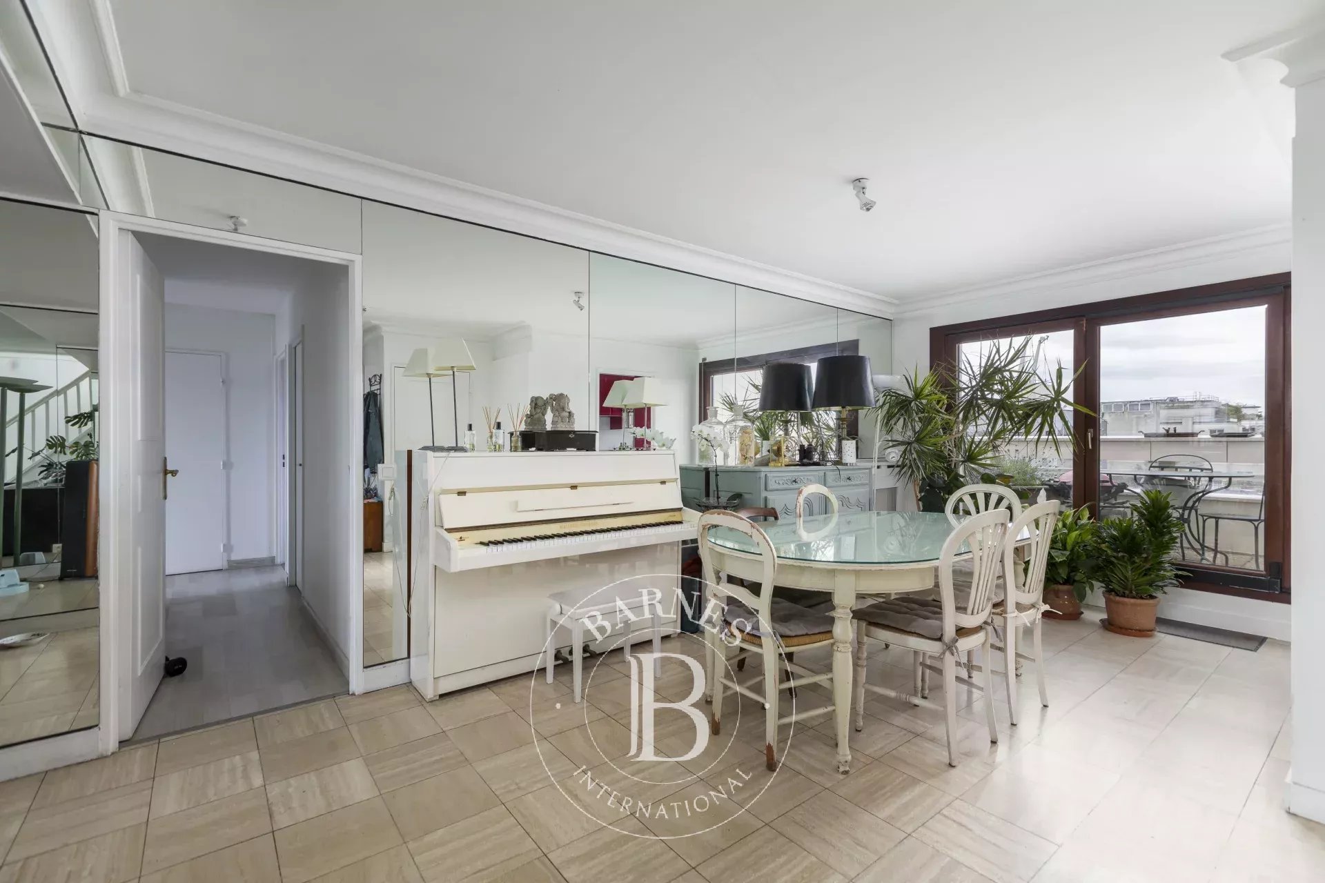 Daire Levallois-Perret - picture 7