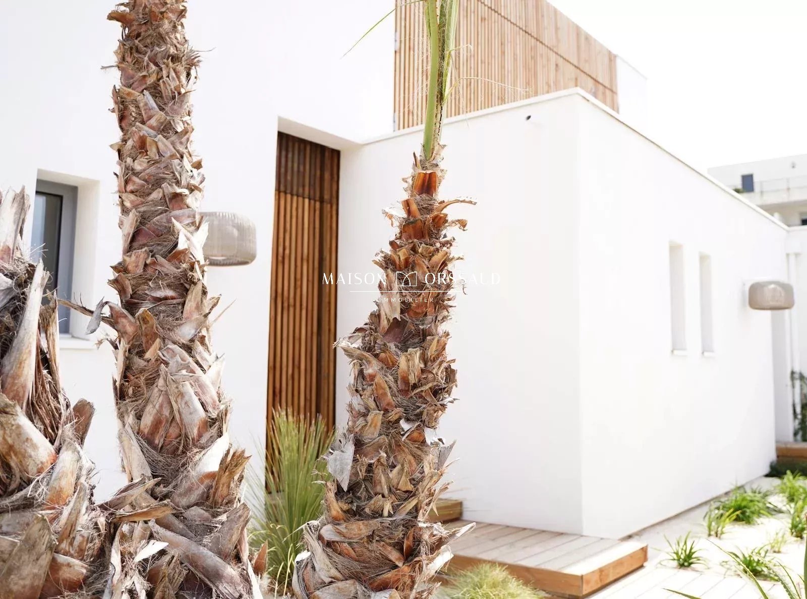 CONTEMPORARY HOUSE SEASIDE-CARNON BEACH