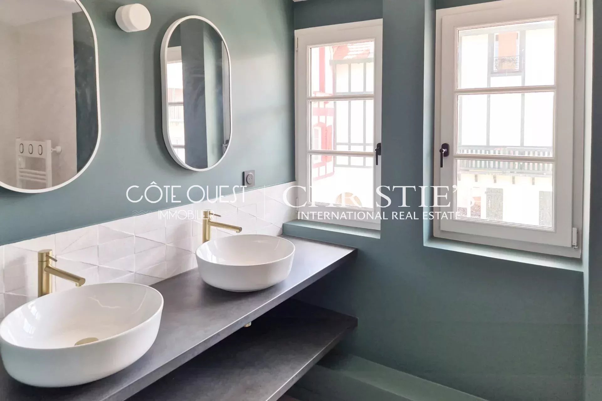 4 Bedroom Apartment/Flat's Image 4
