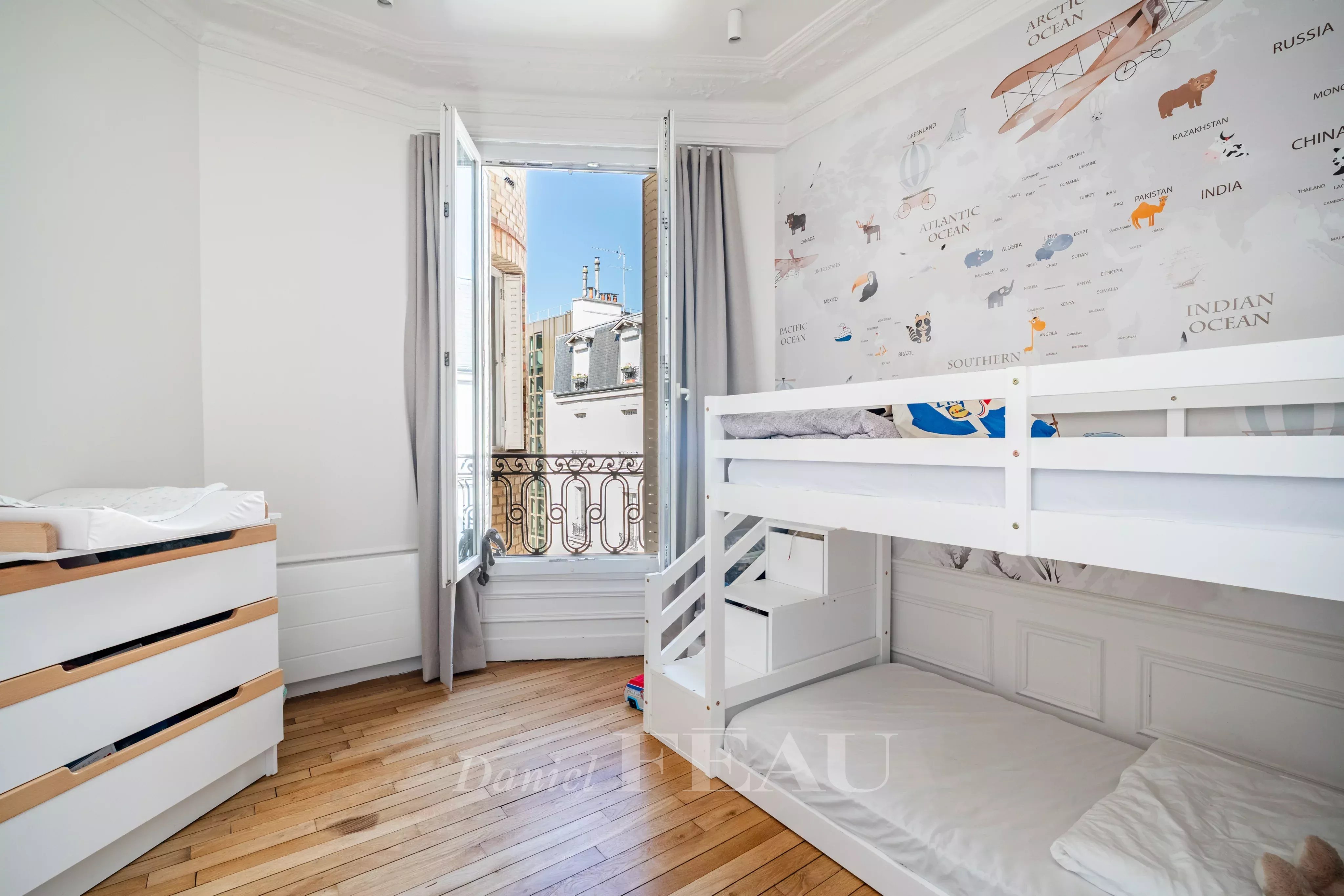 Sale Apartment Neuilly-sur-Seine