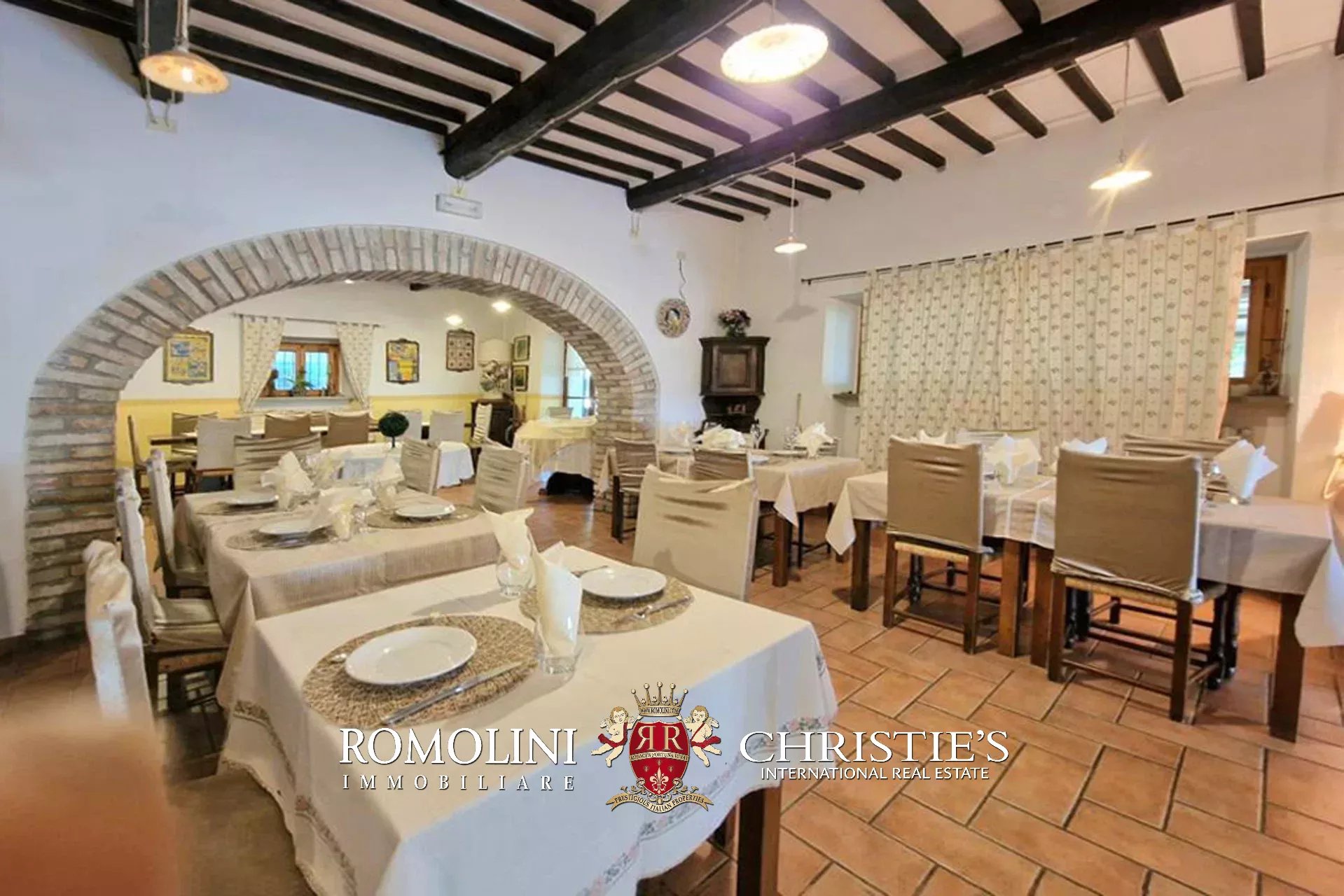 11 Bedroom Villa/Townhouse's Image 10
