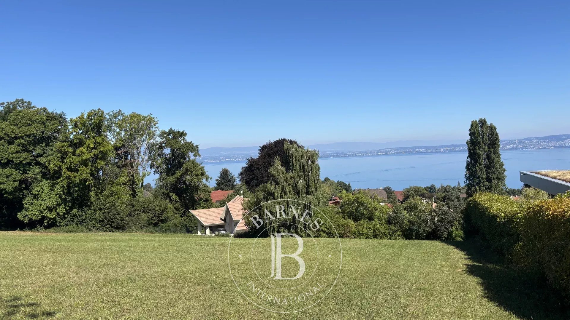 Terrain constructible Évian-les-Bains  -  ref 86186833 (picture 1)