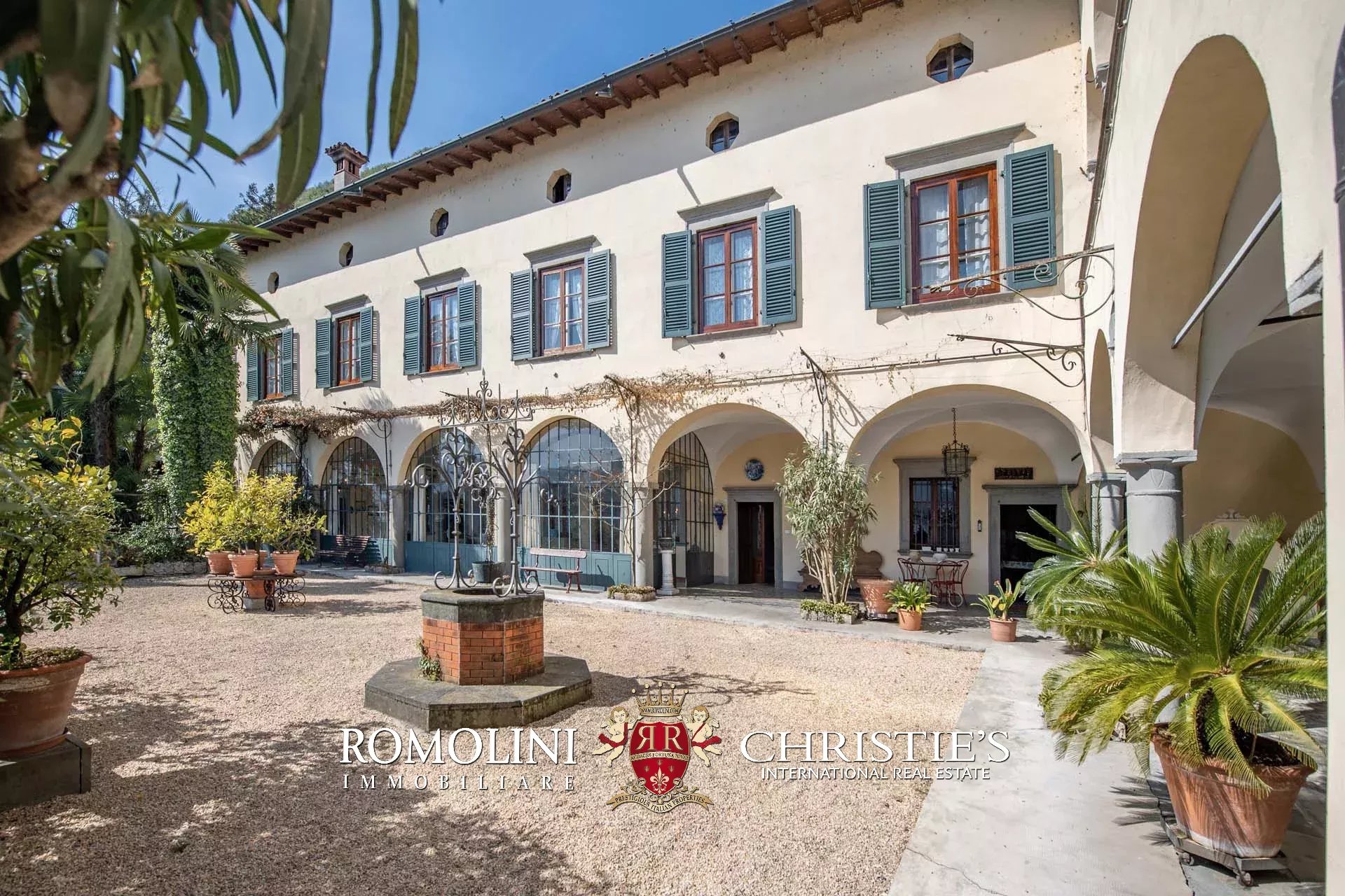 9 Bedroom Villa/Townhouse's Image 7