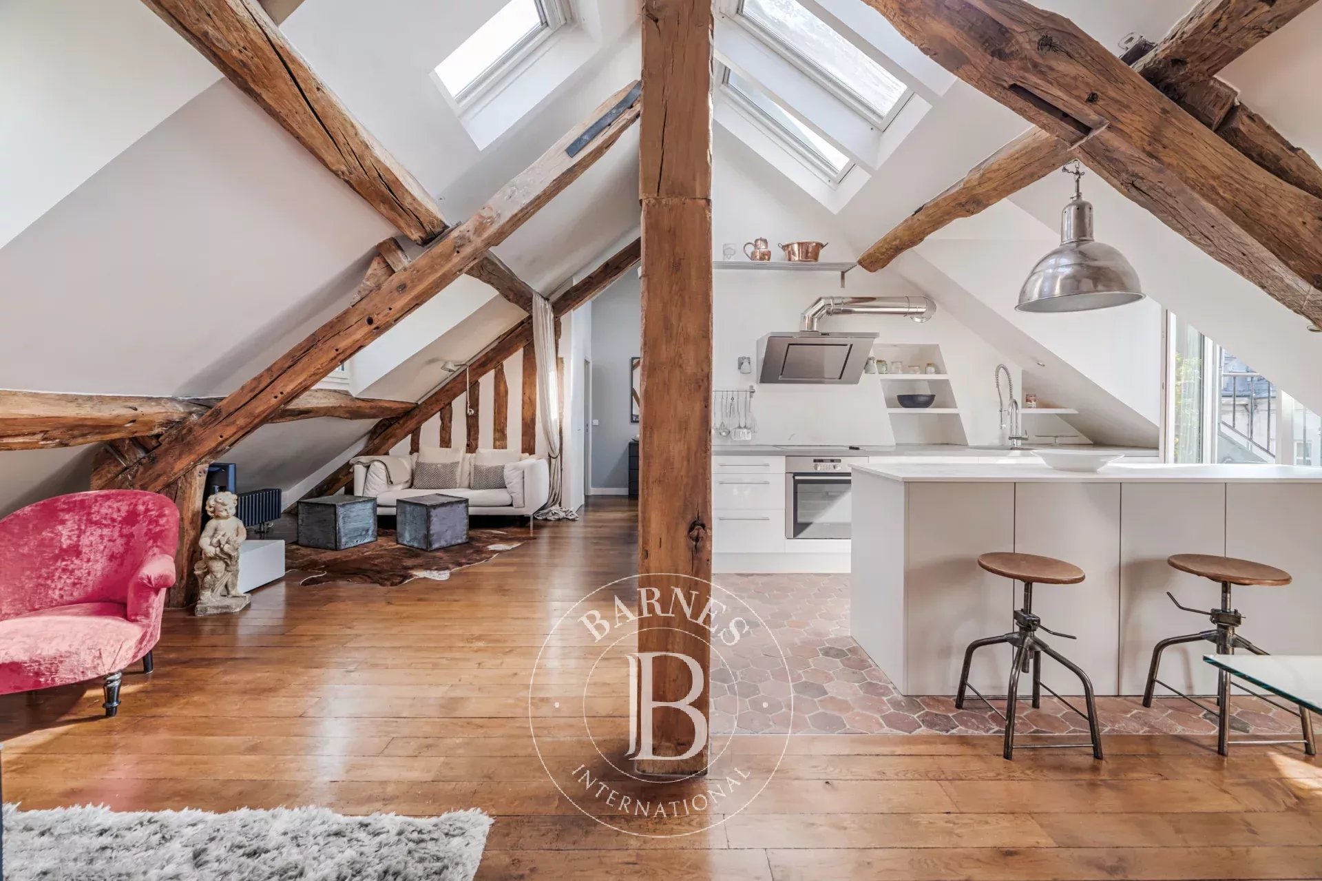 Daire Paris 3ème - picture 10