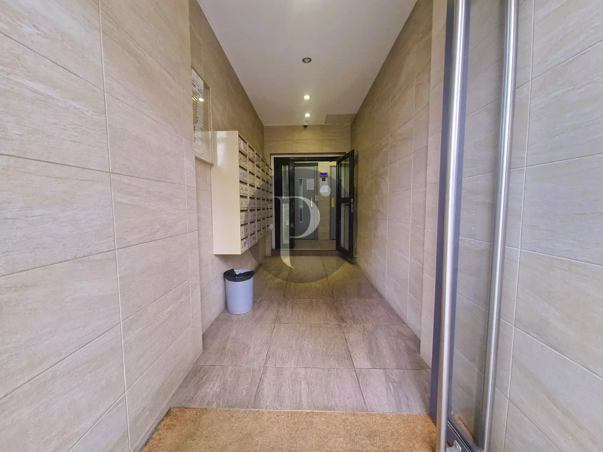 vente-appartement-2-pieces-le-kremlin-bicetre-87069524