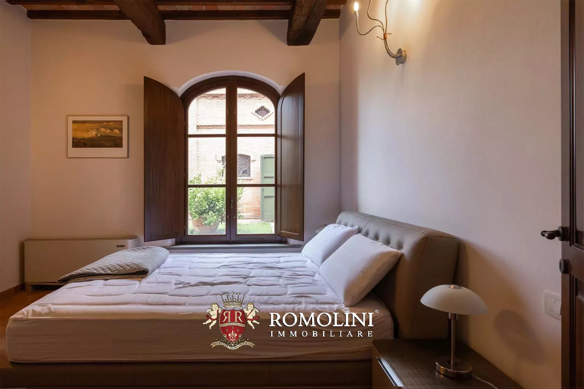 37 Bedroom Villa/Townhouse's Image 83