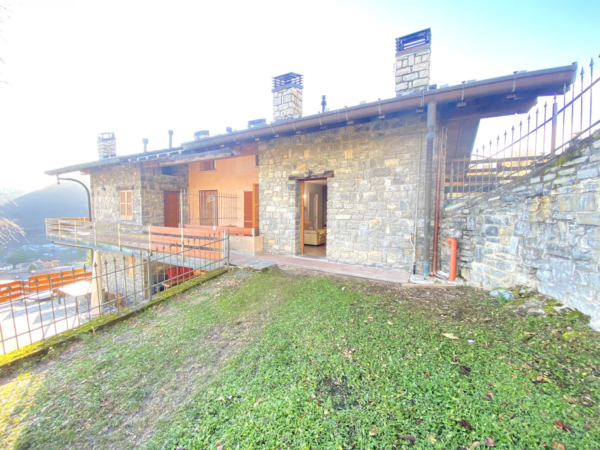 Sale Apartment - Alta Valle Intelvi - Italy