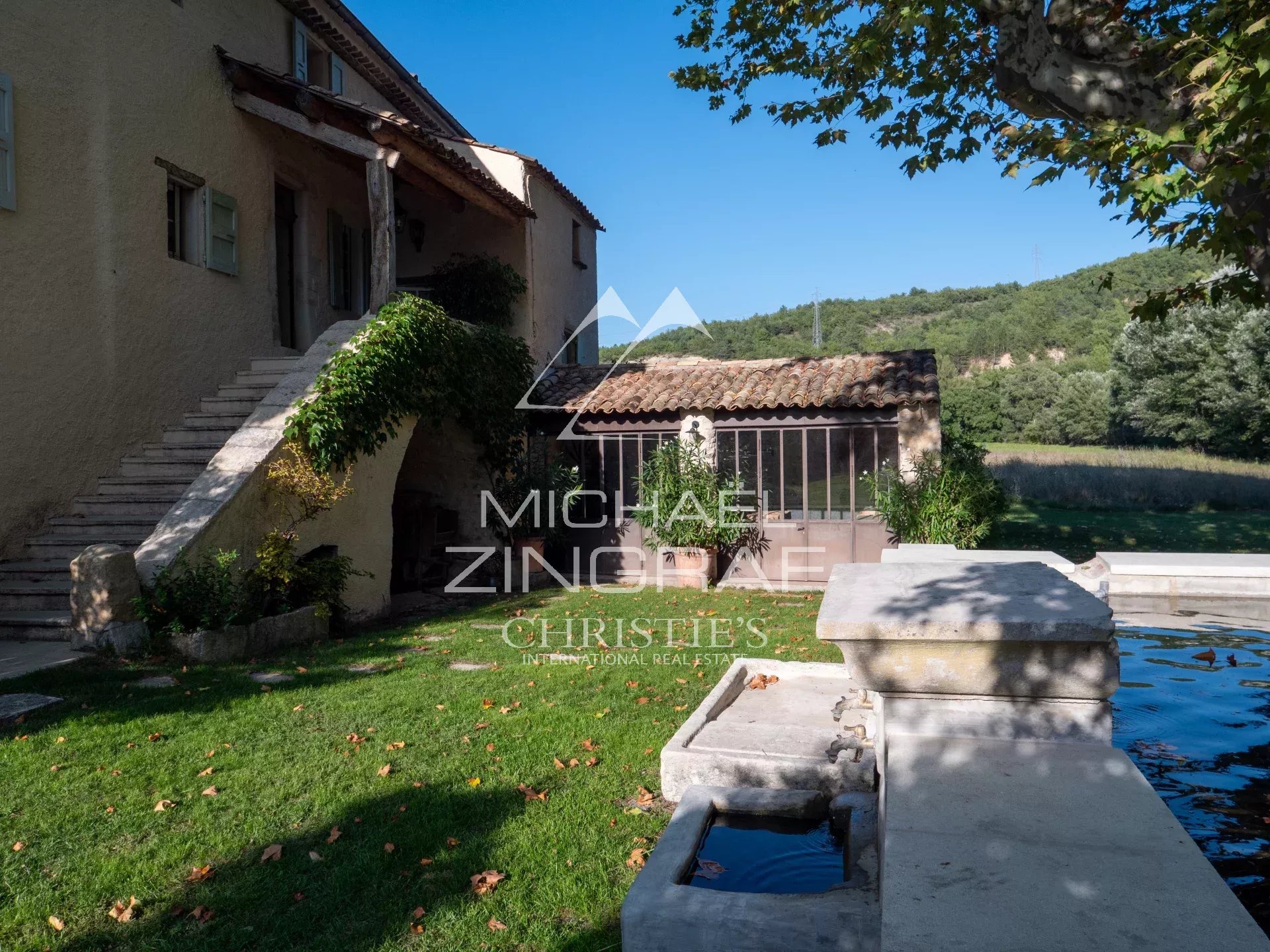 5 Bedroom Villa/Townhouse's Image 39