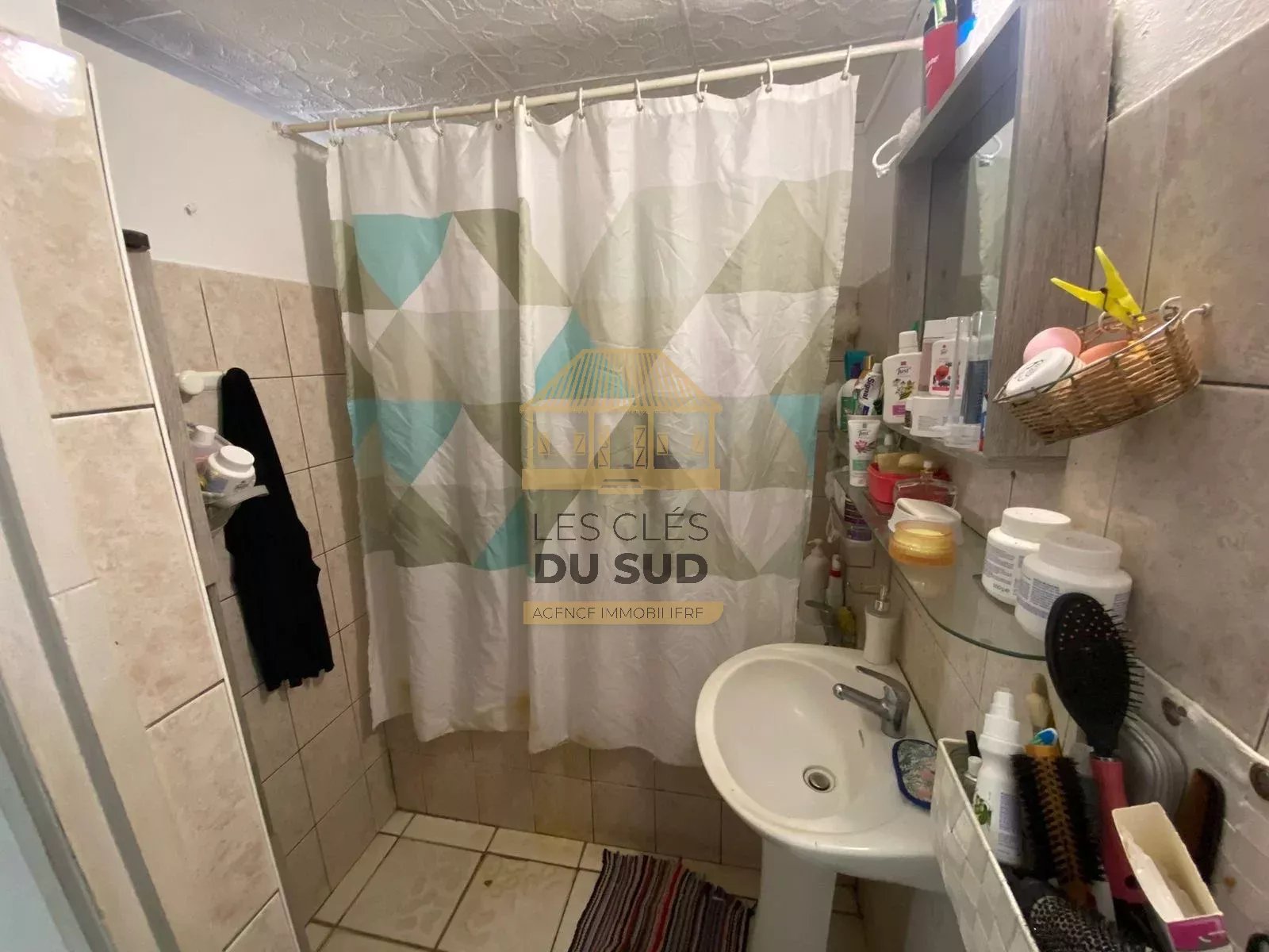SAINT-JOSEPH – MAISON F5/6 PLAIN-PIED – PROCHE DU CENTRE ET DE LA MER