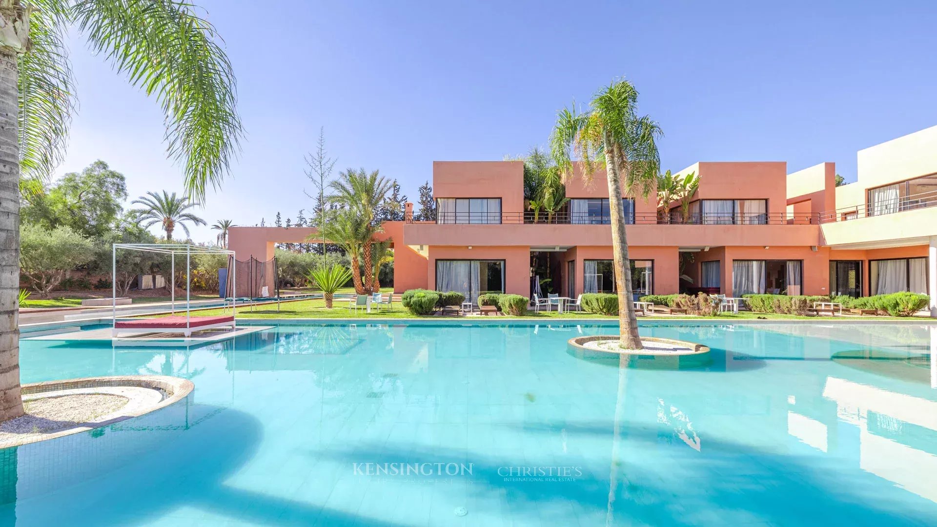11 Bedroom Villa/Townhouse's Image 56