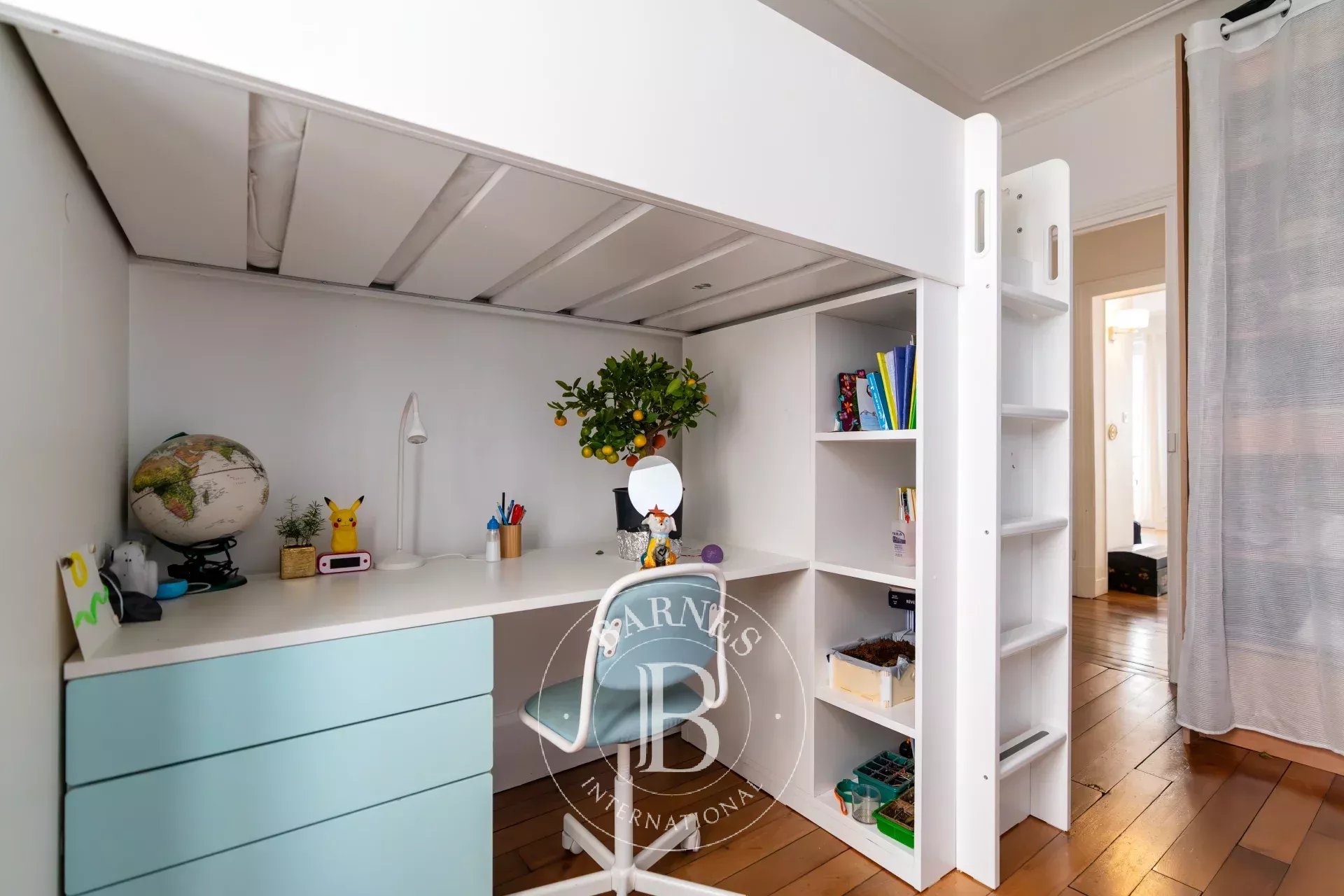 Daire Levallois-Perret - picture 14