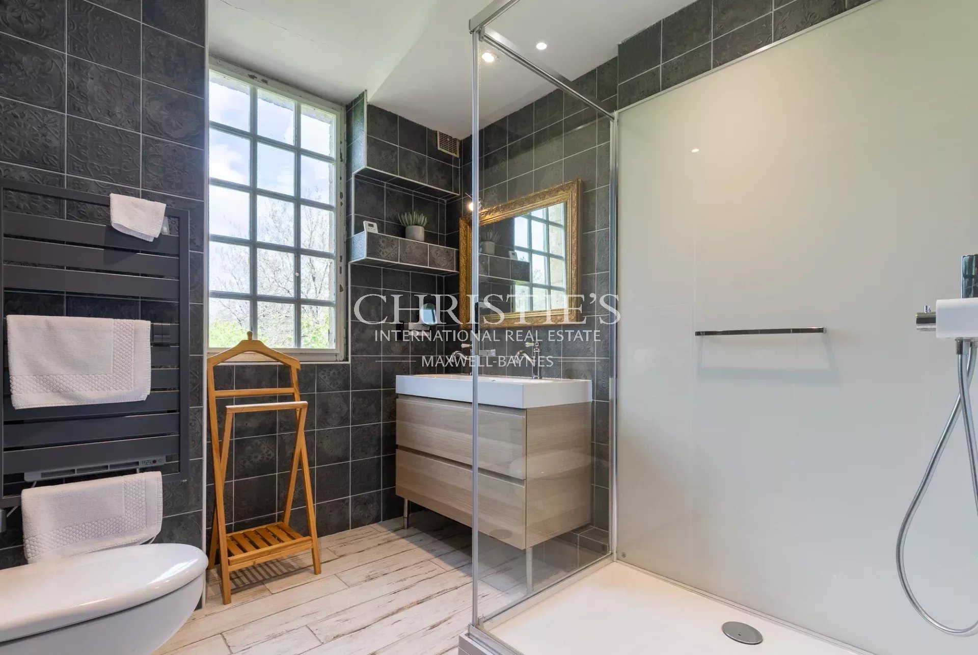 12 Bedroom Villa/Townhouse's Image 13